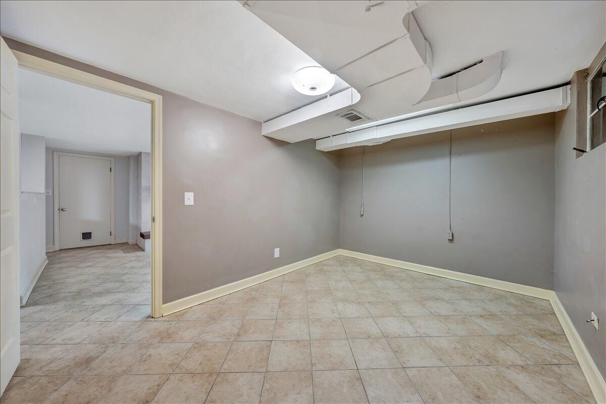 2716 Yellow Mountain RD SE