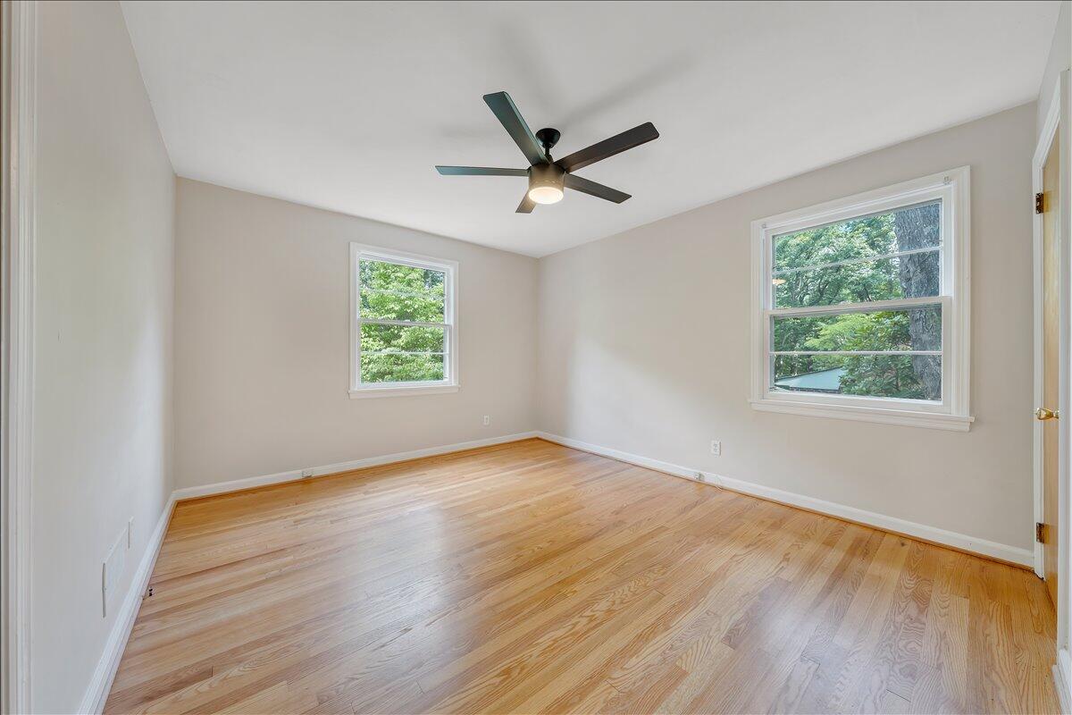 2716 Yellow Mountain RD SE