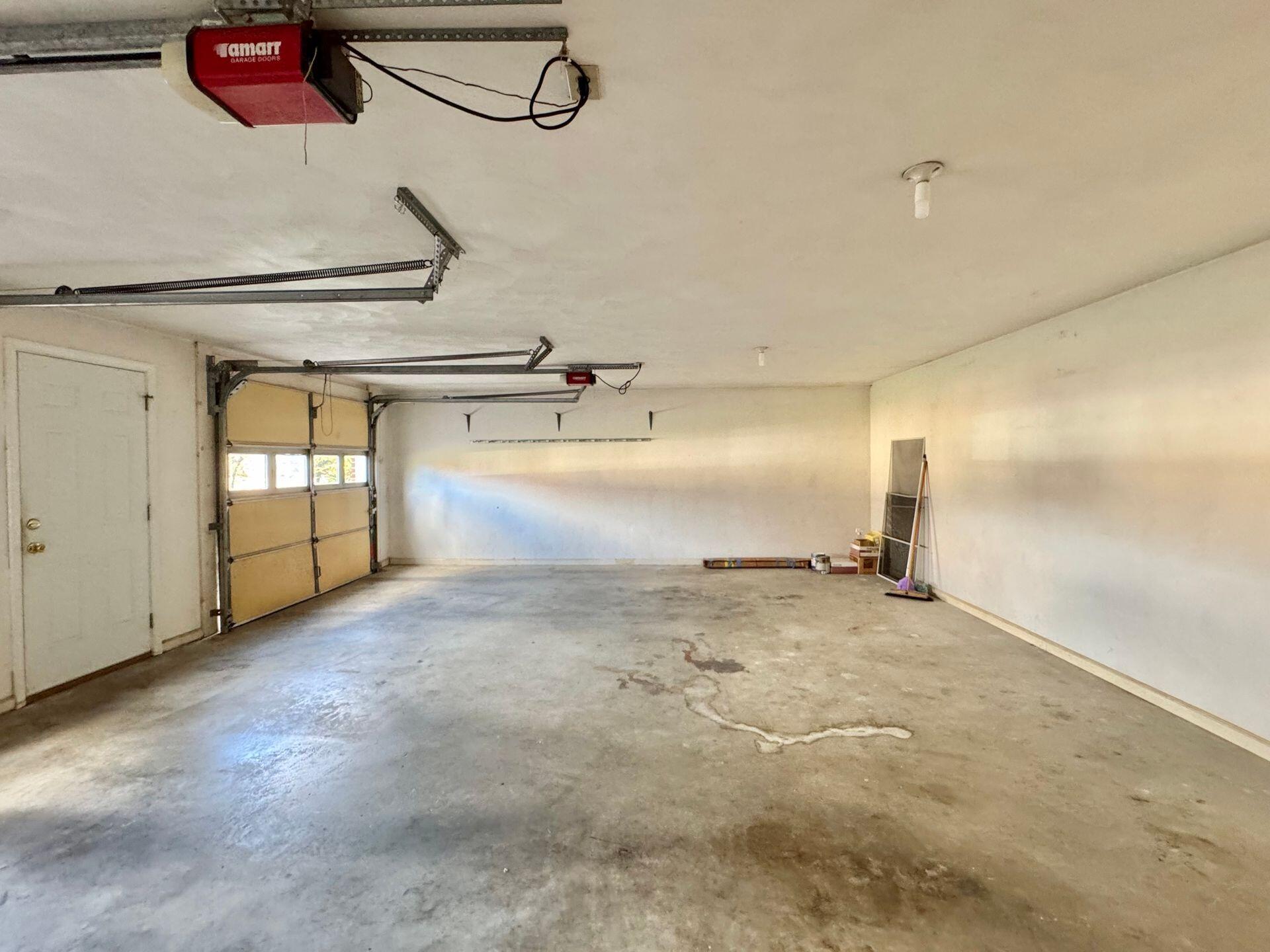 8221 Olde Tavern RD