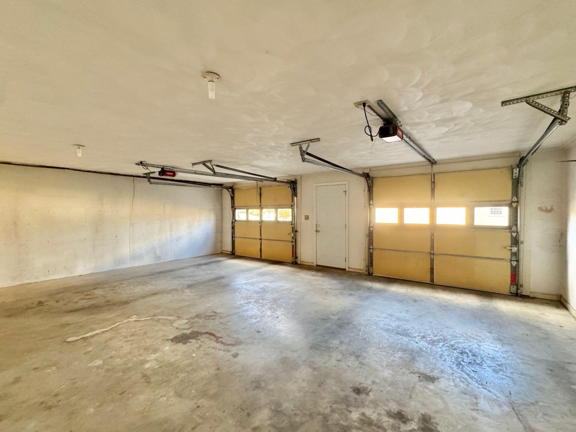 8221 Olde Tavern RD