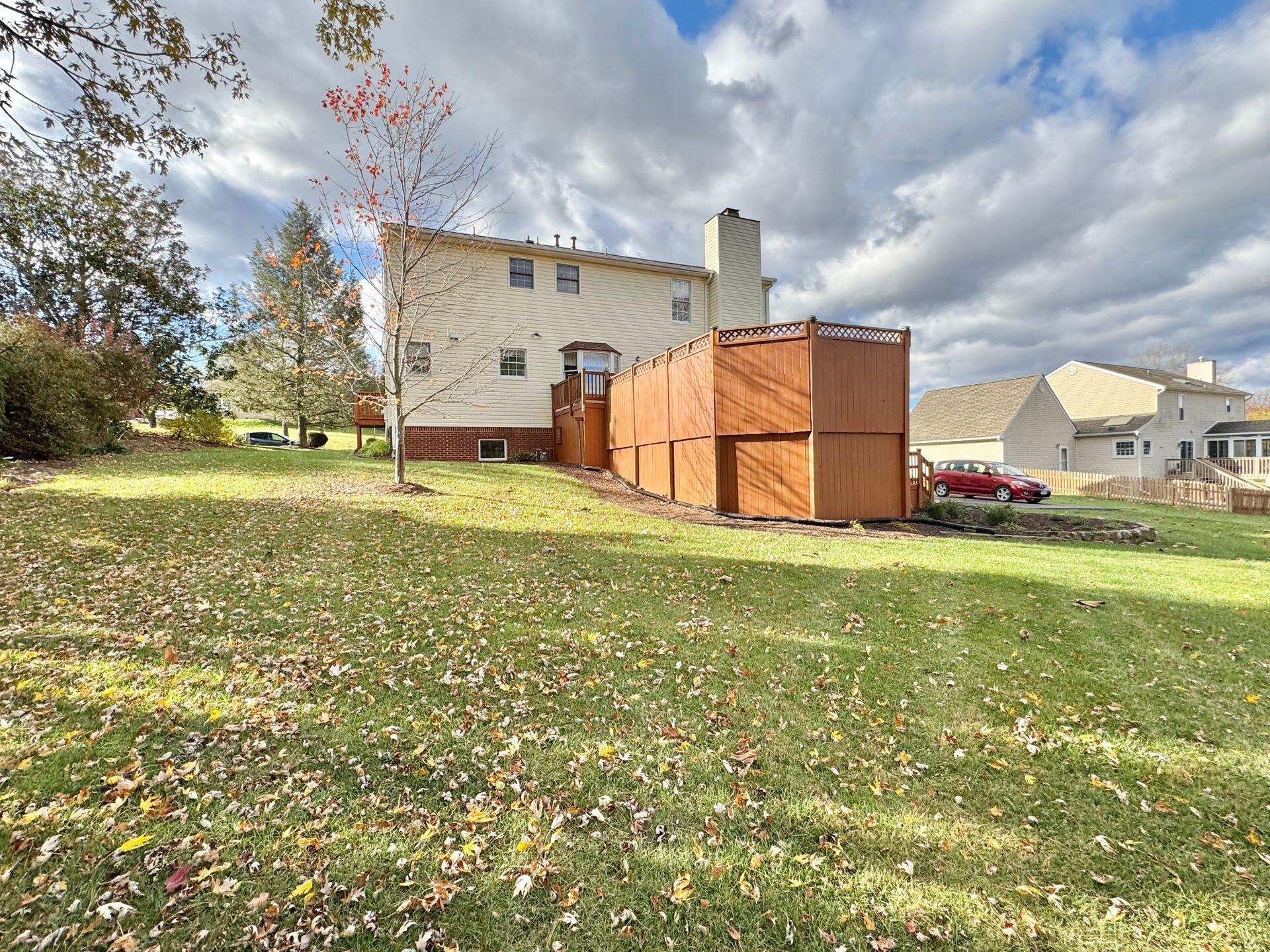8221 Olde Tavern RD