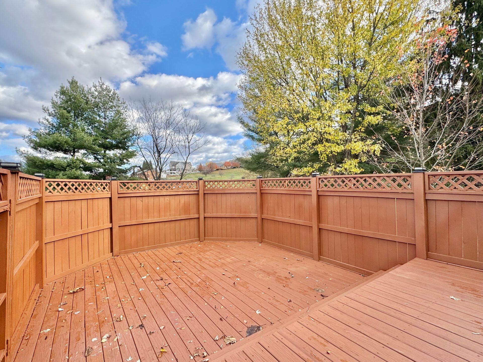 8221 Olde Tavern RD