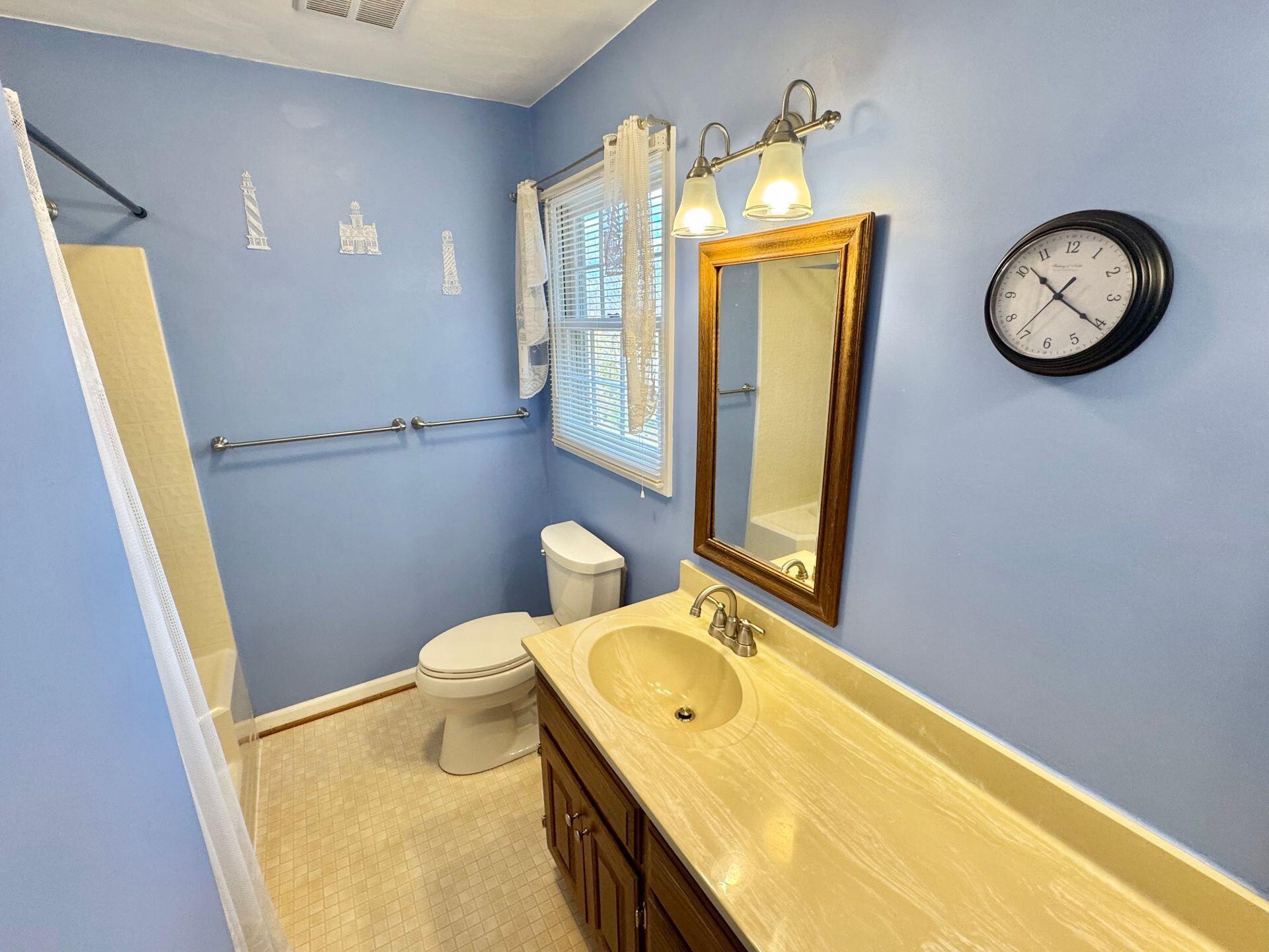 8221 Olde Tavern RD