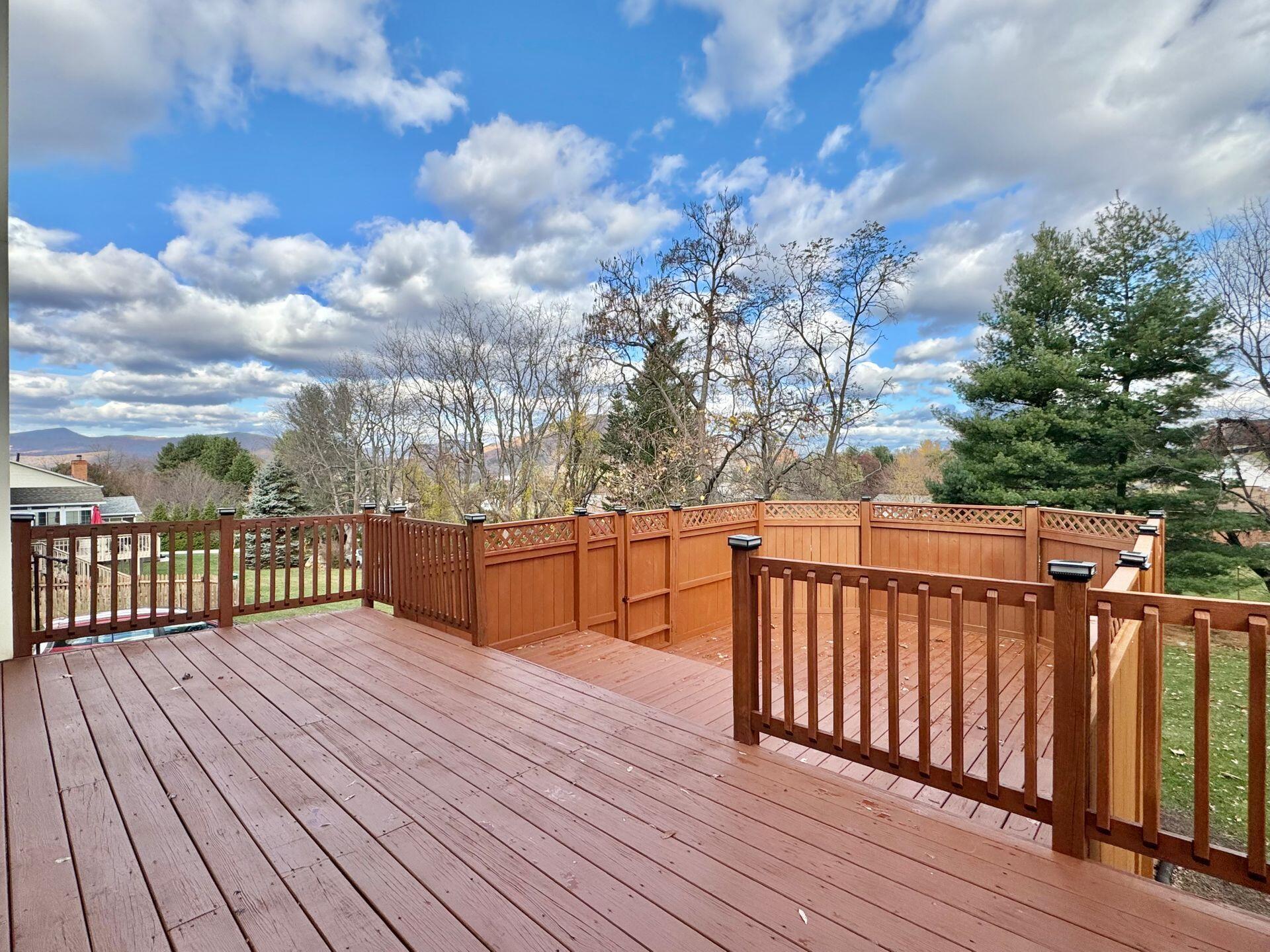8221 Olde Tavern RD