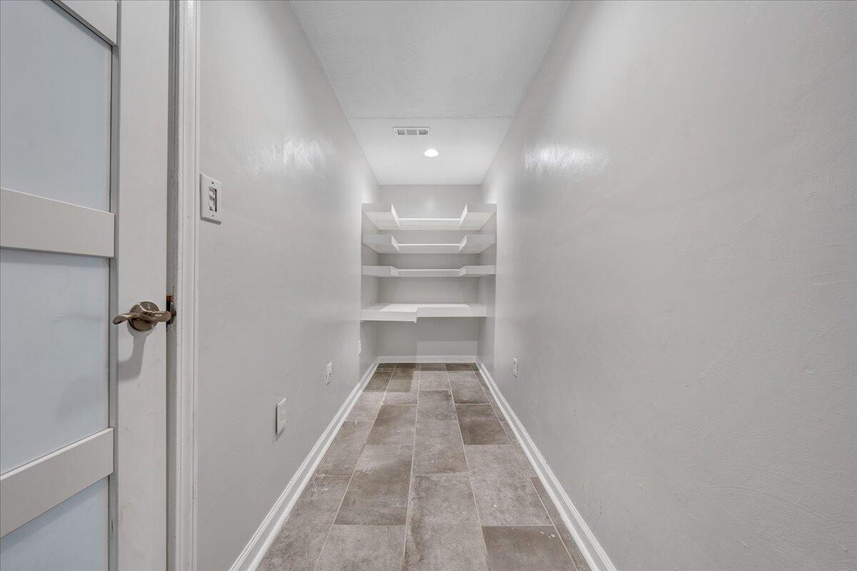 1011 Silverwood RD NW