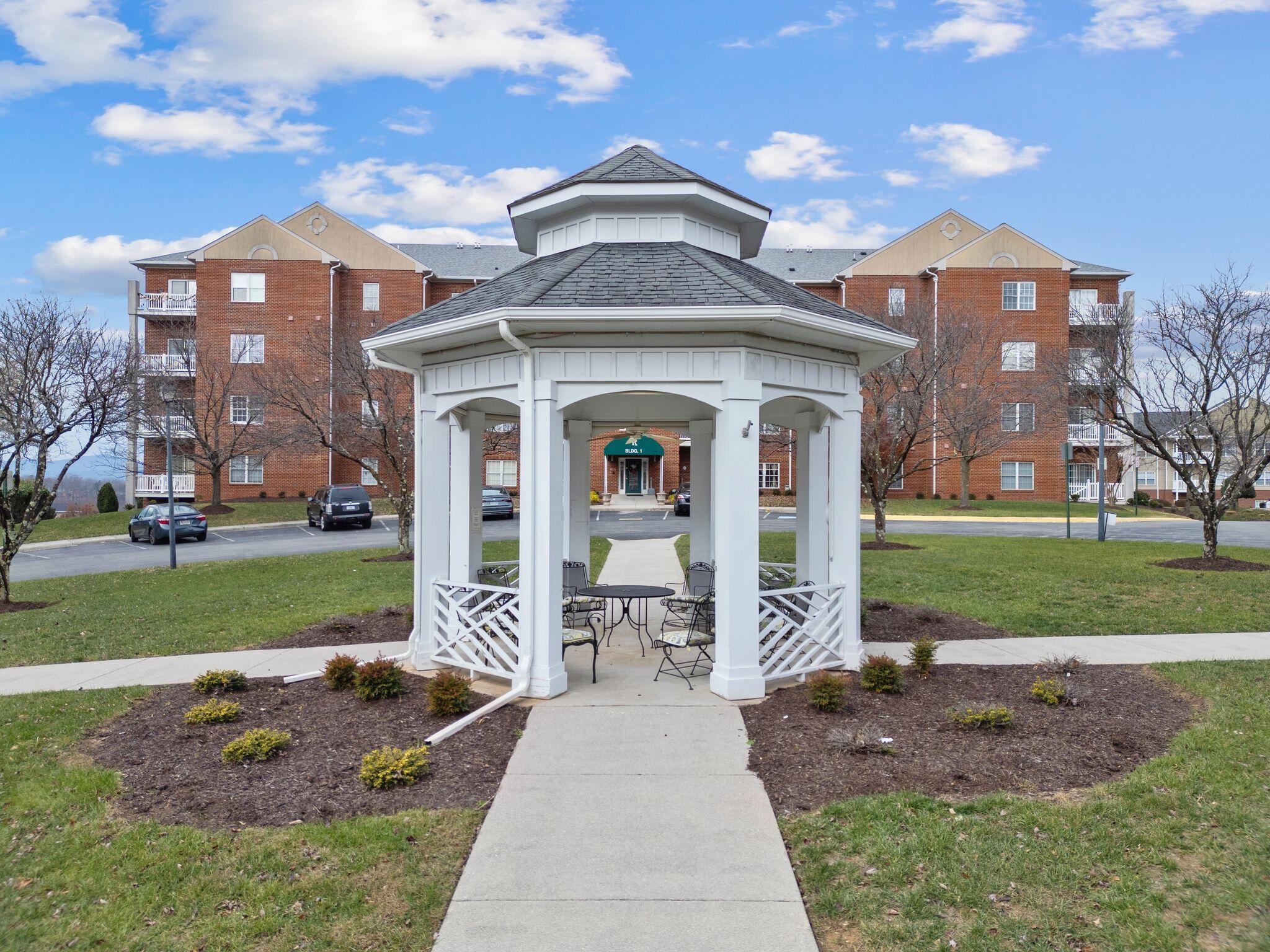 4434 Pheasant Ridge RD SW Unit: 406