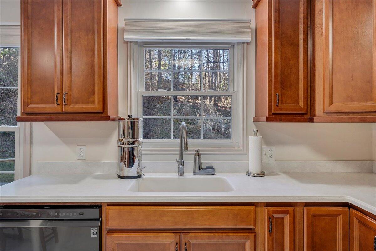 2746 Bobwhite DR