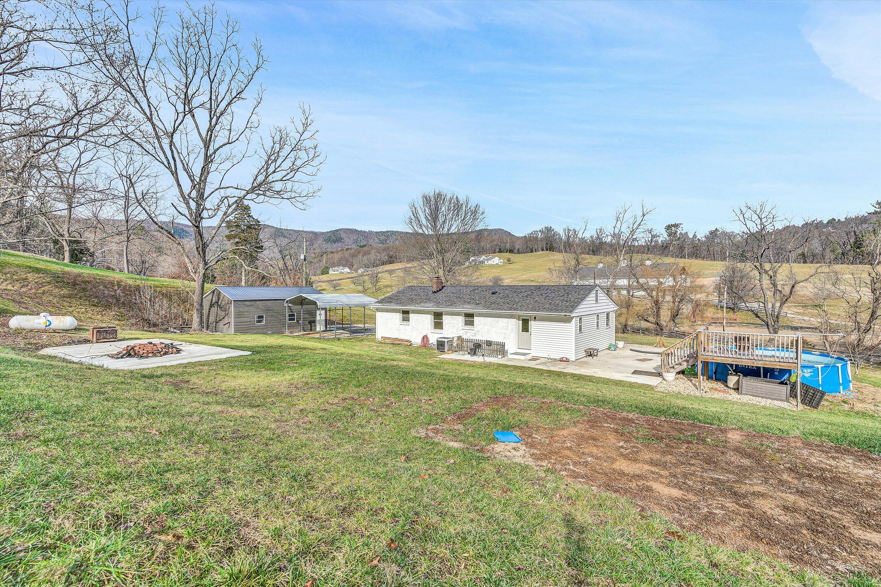 8190 Martins Creek RD