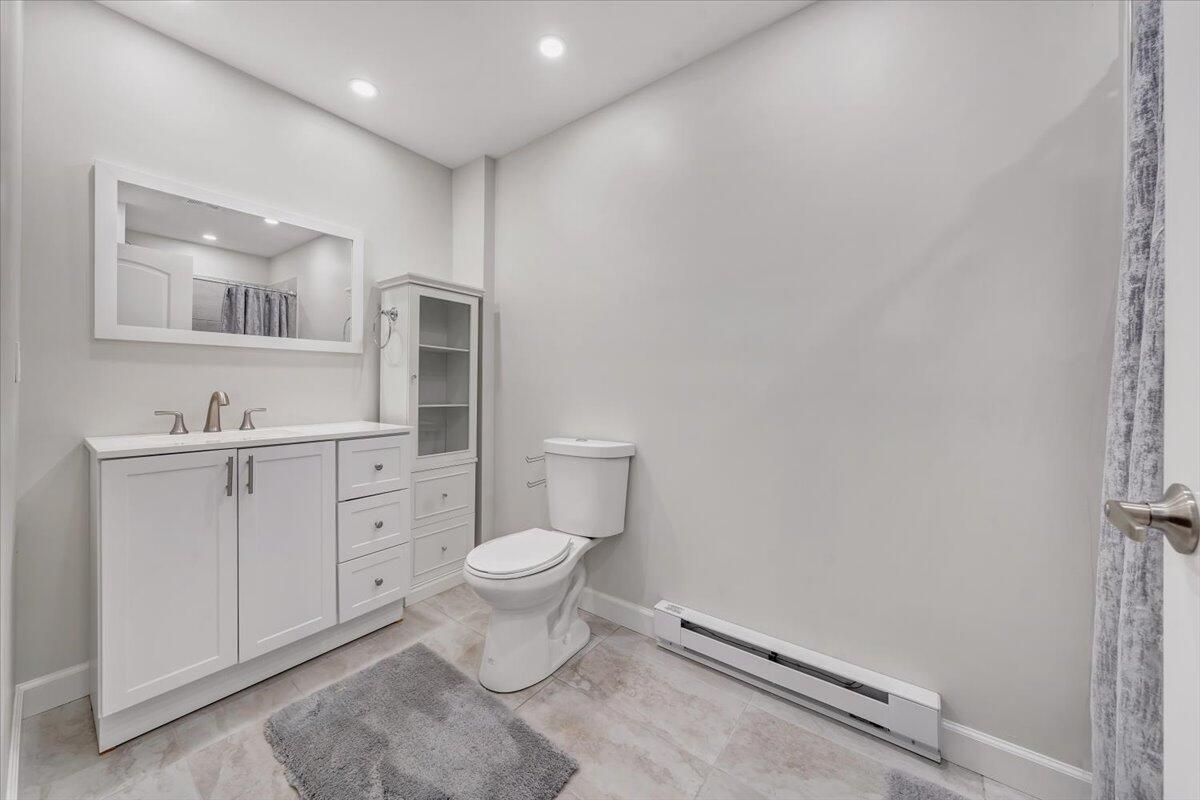 565 Brush Mountain RD