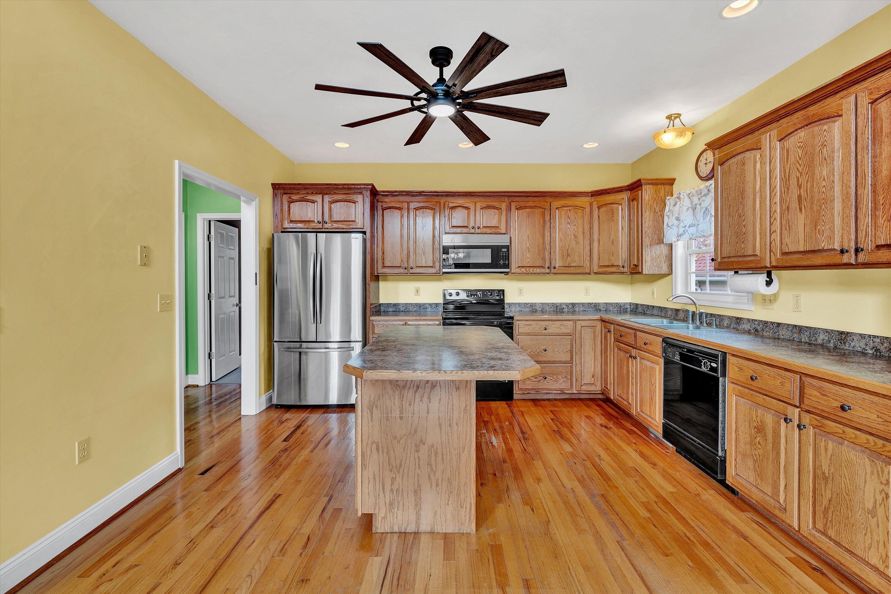 145 Magnolia Springs RD