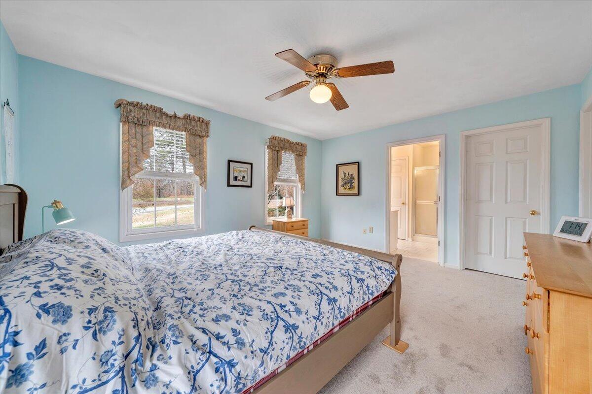 12 Crestwood DR