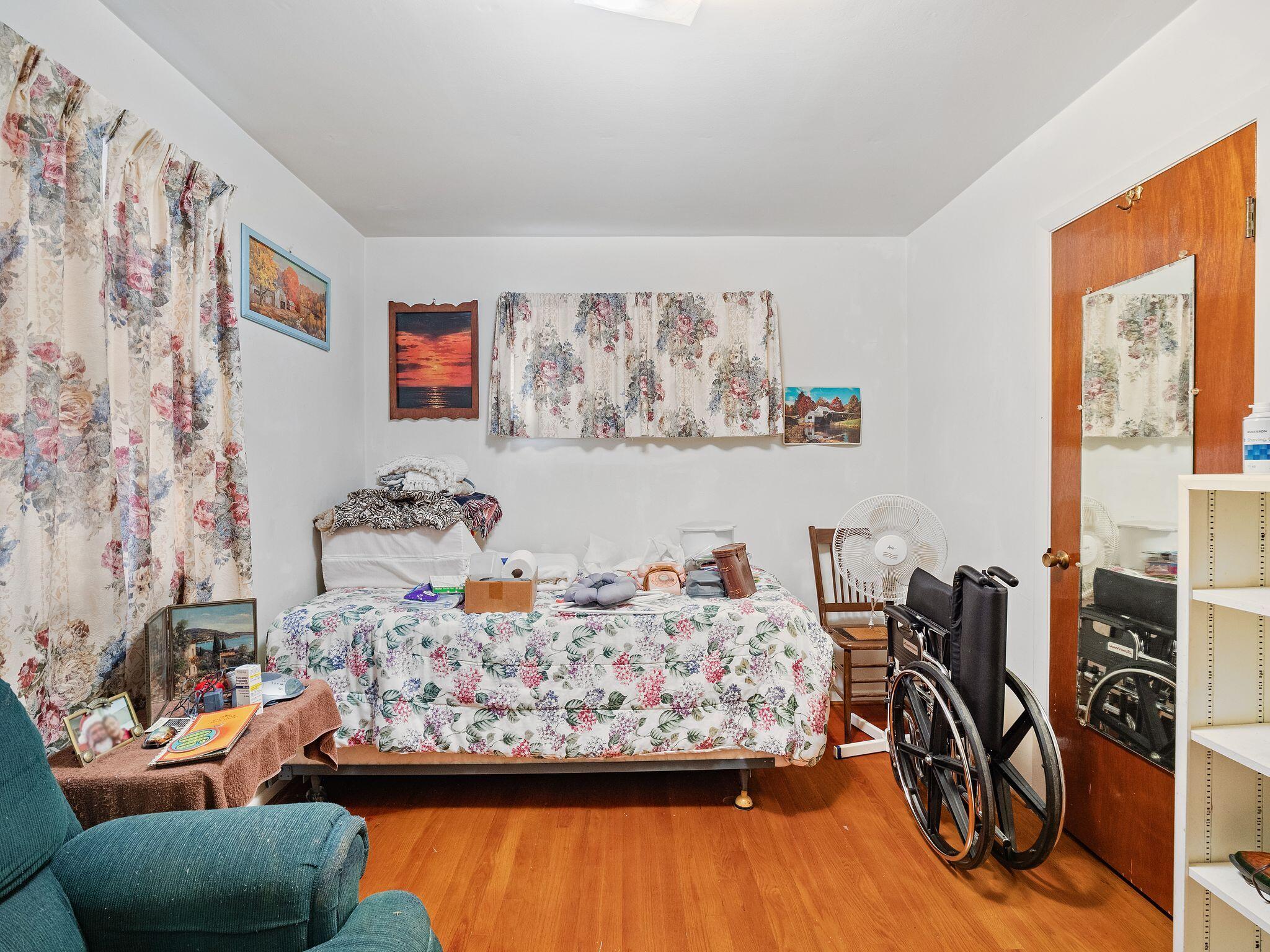 3664 Rolling Hills AVE NW