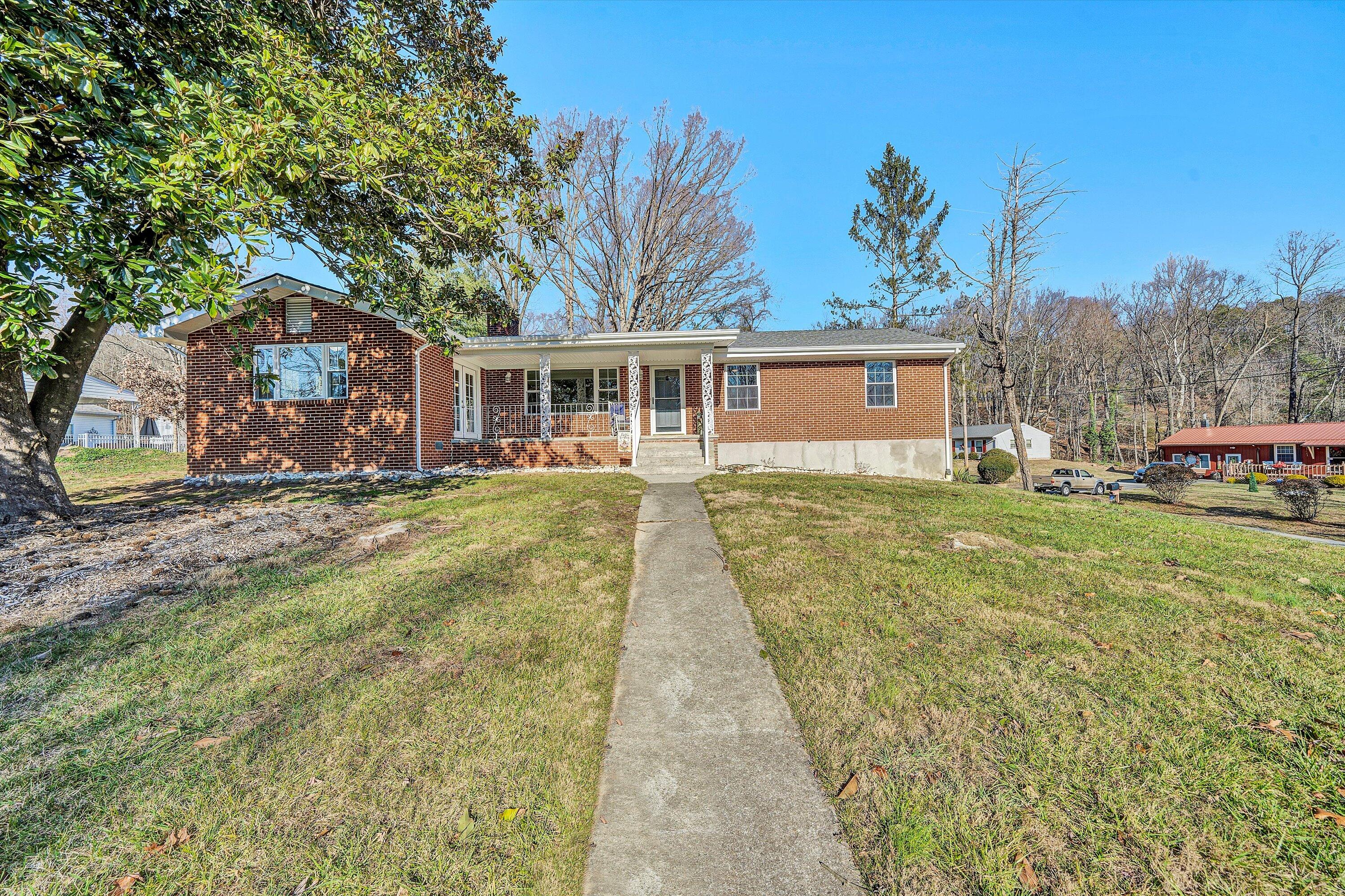 4411 Westward Lake DR