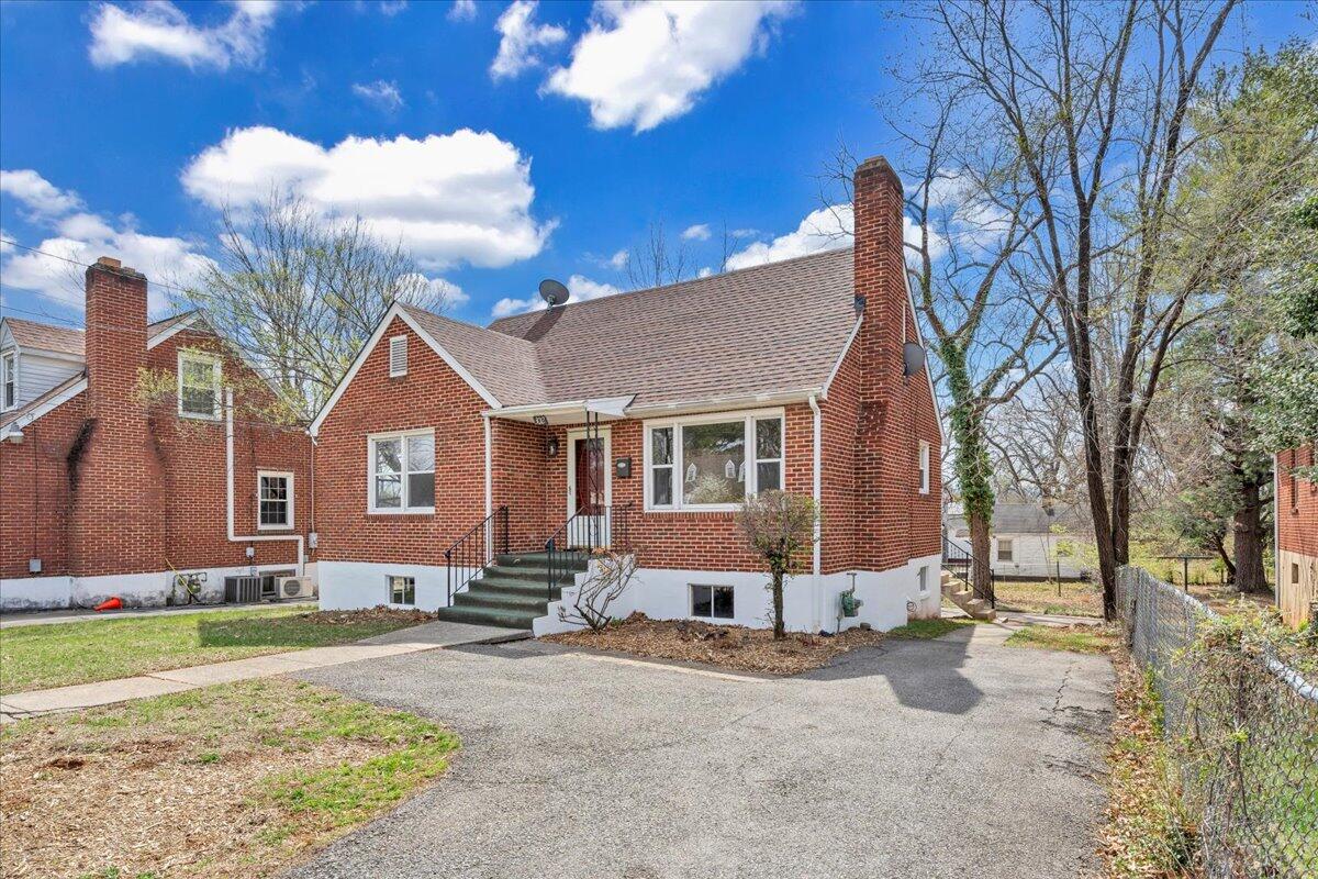 3012 Cove RD NW