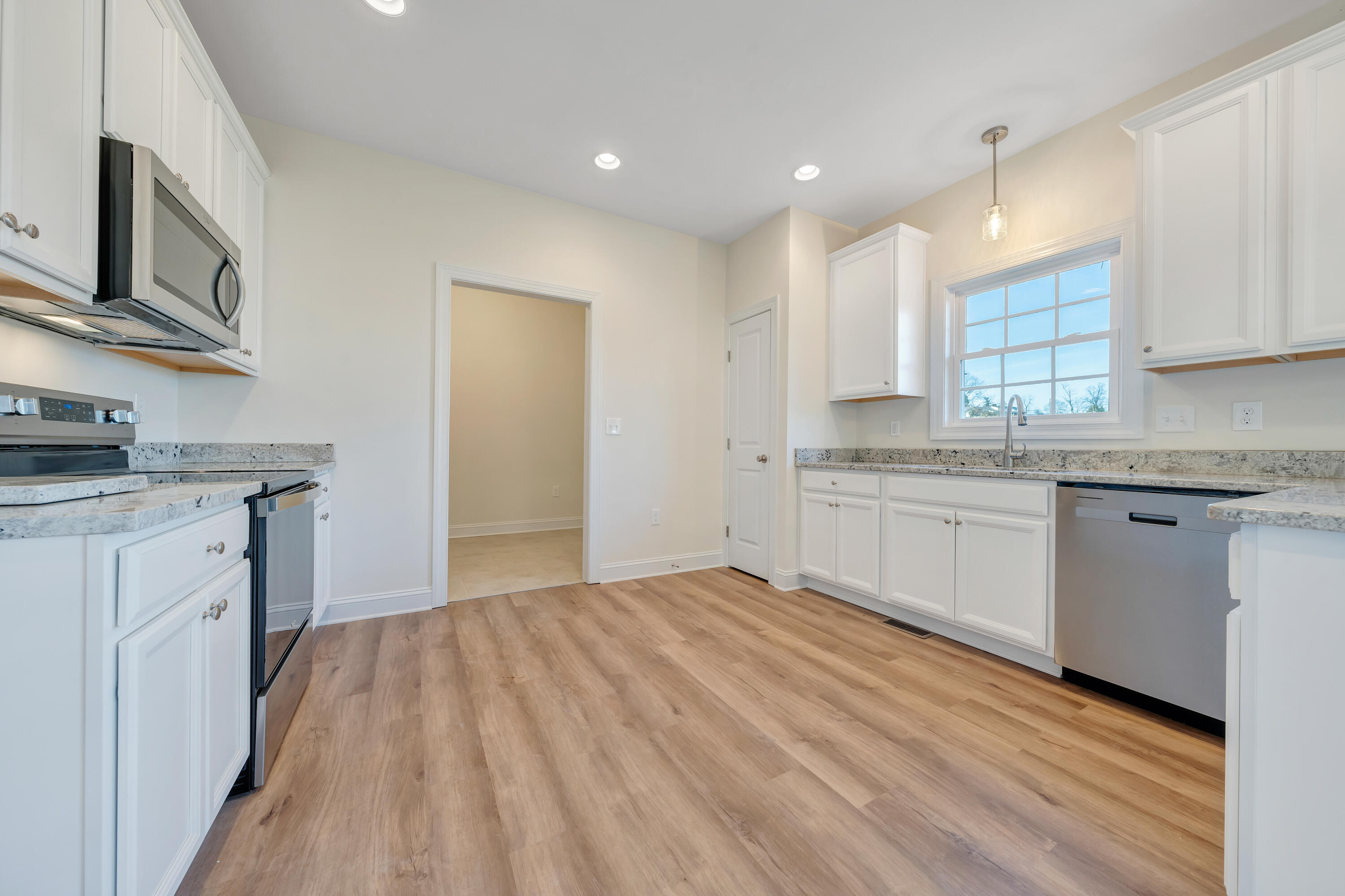 5243 Arrowhead TRL