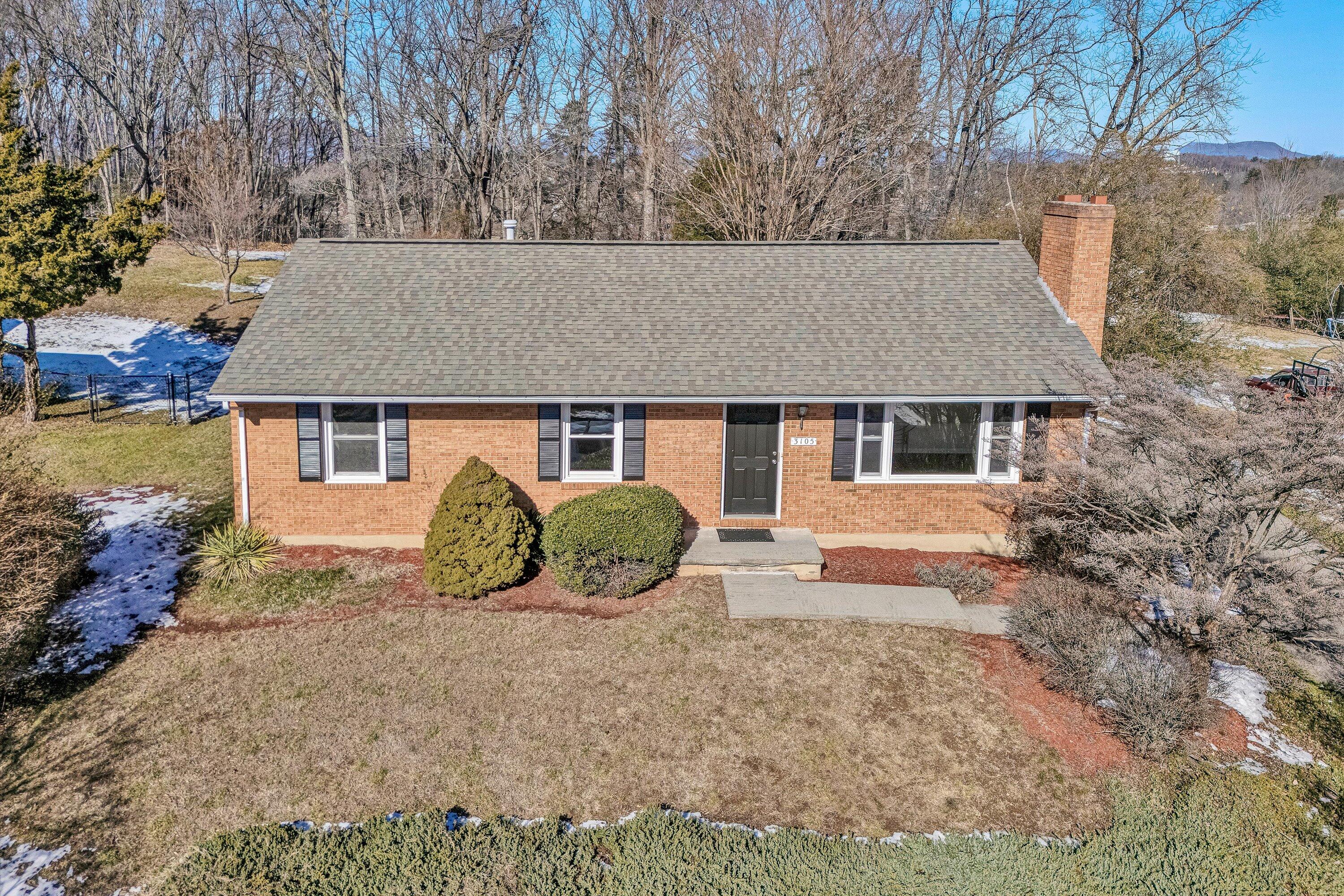 3105 Glenmont DR SW