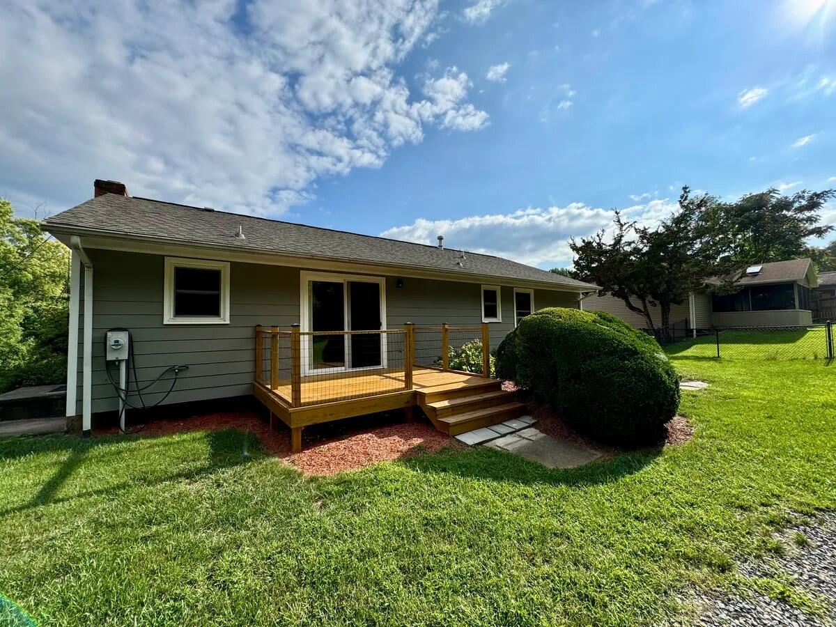 3105 Glenmont DR SW