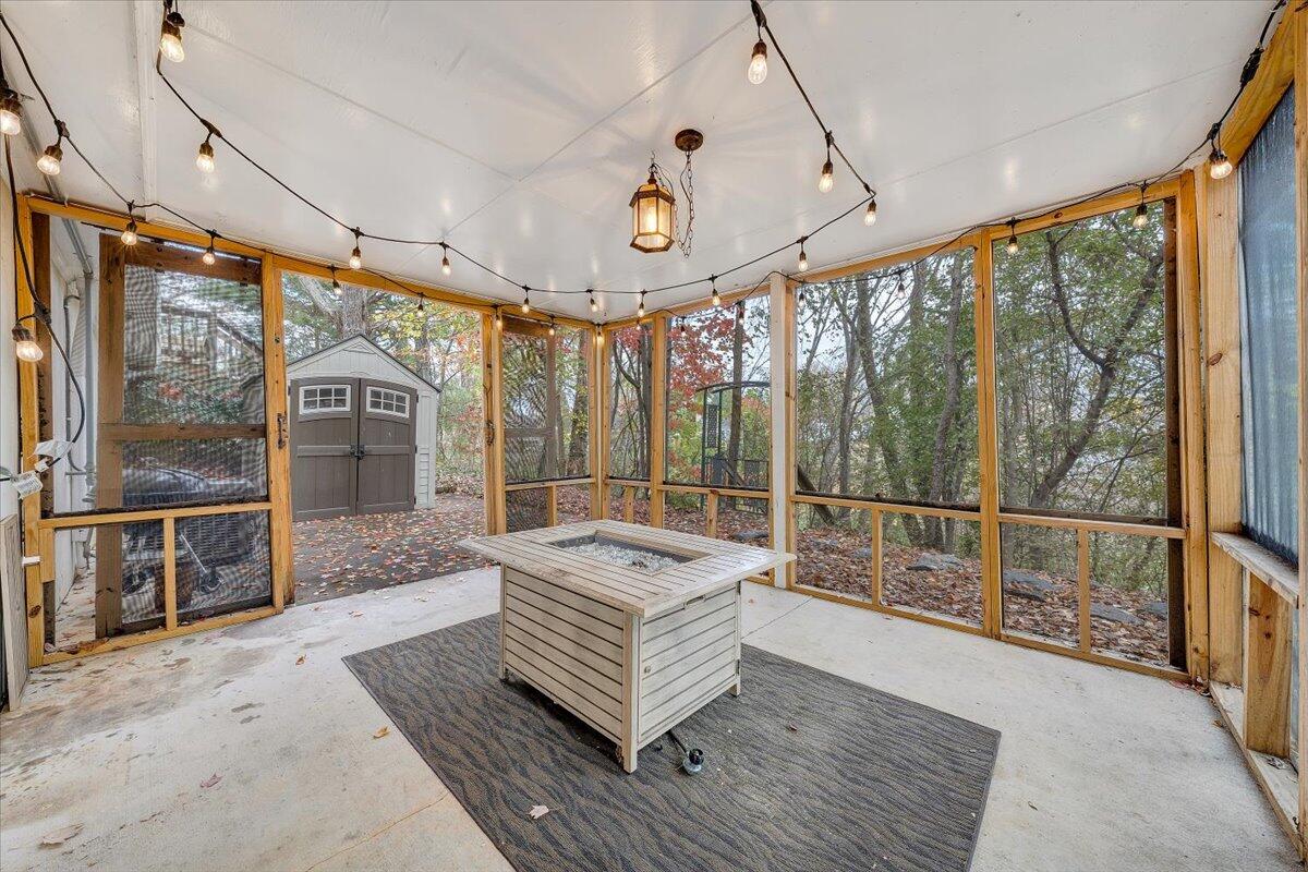 5137 Waxmyrtle DR