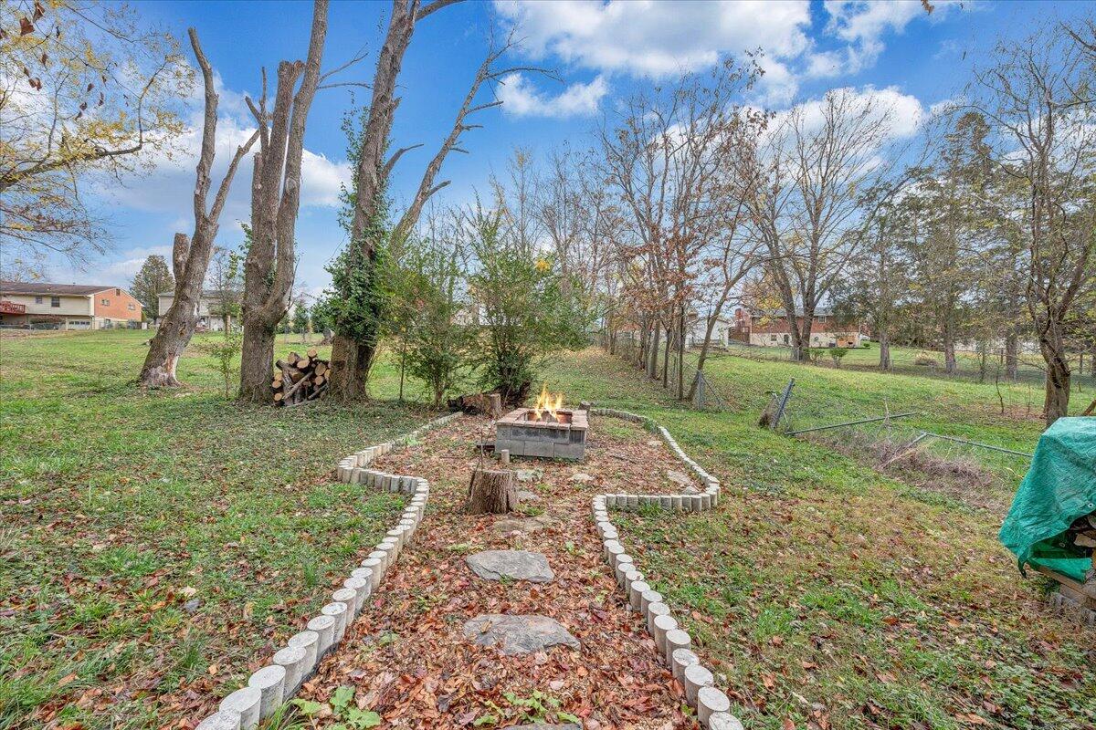 5137 Waxmyrtle DR