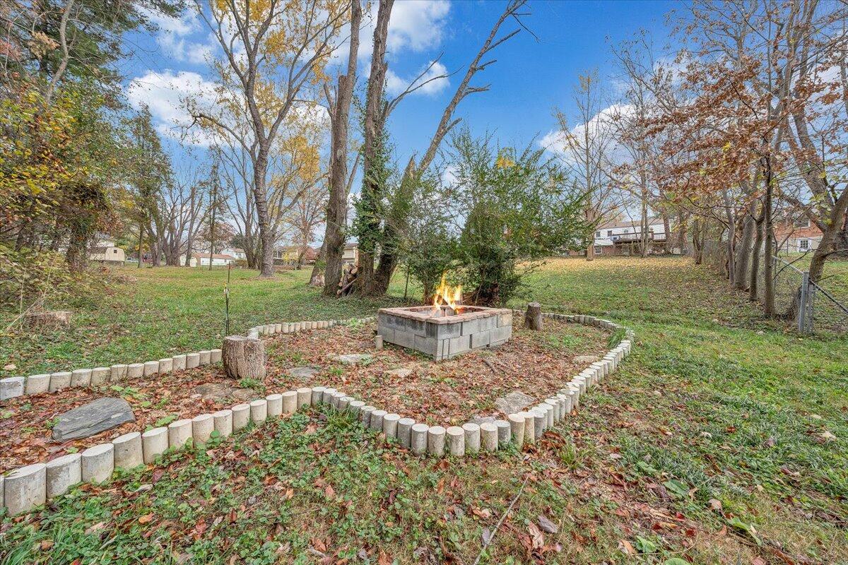 5137 Waxmyrtle DR