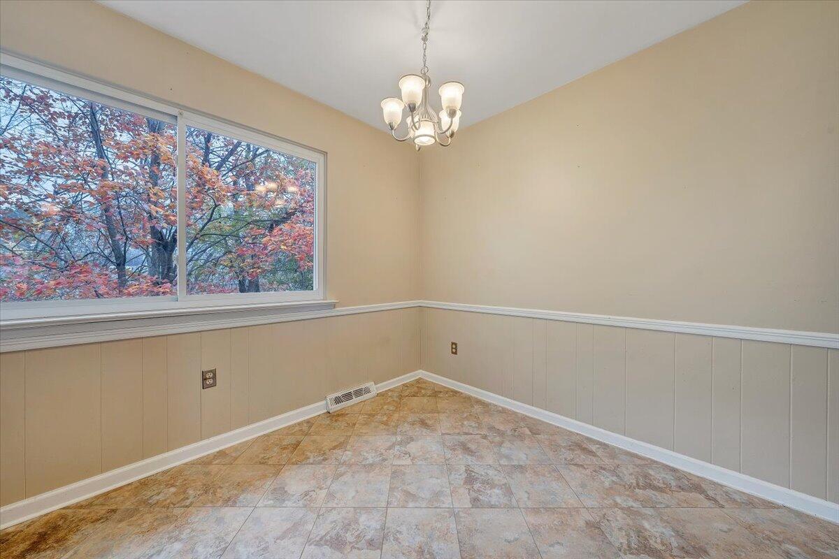 5137 Waxmyrtle DR