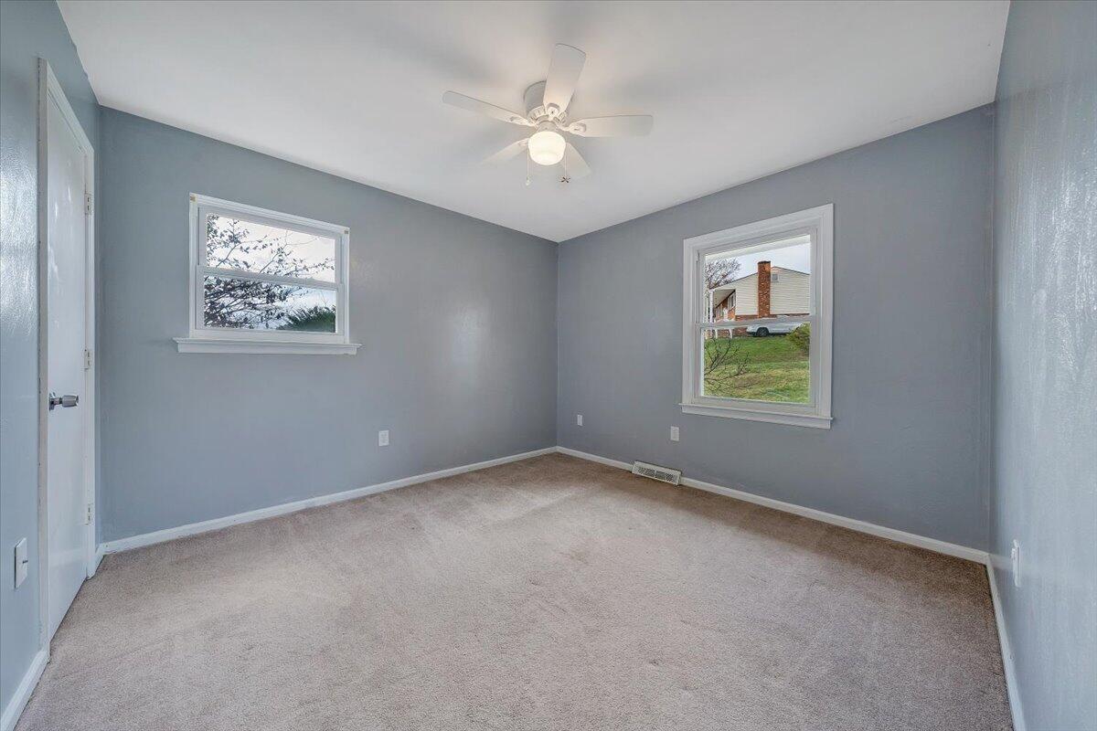 5137 Waxmyrtle DR