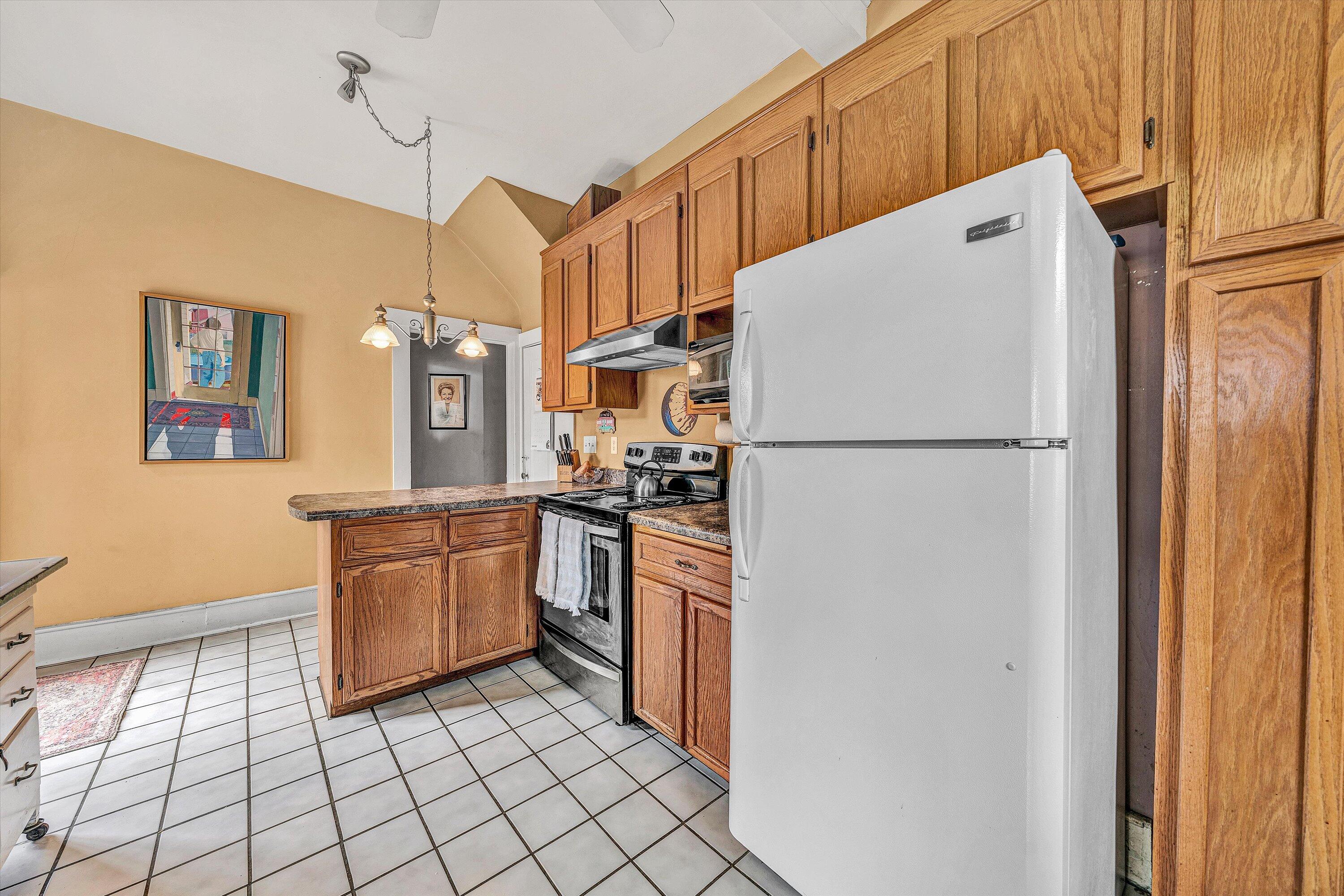 1826 Cambridge AVE SW