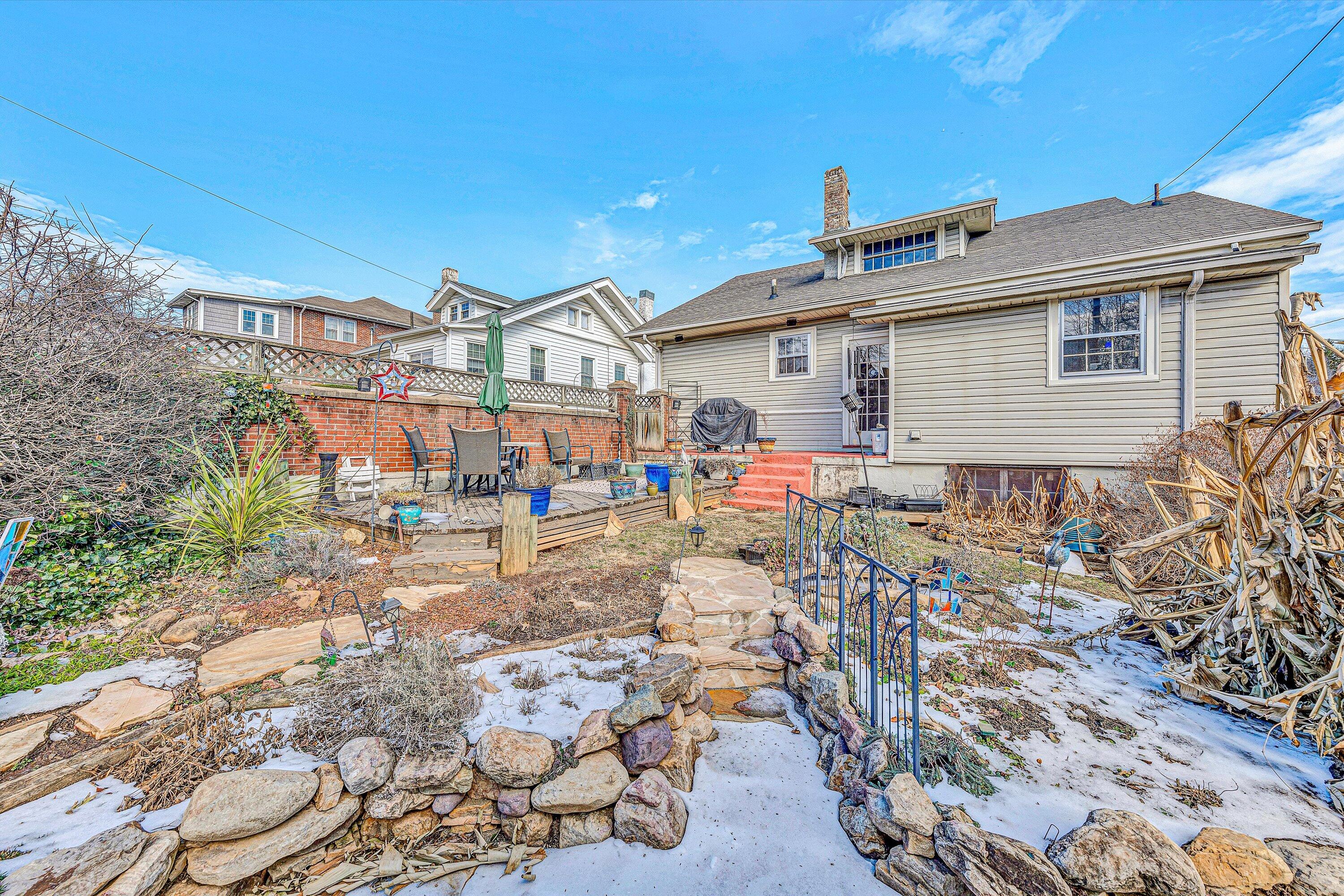 1826 Cambridge AVE SW