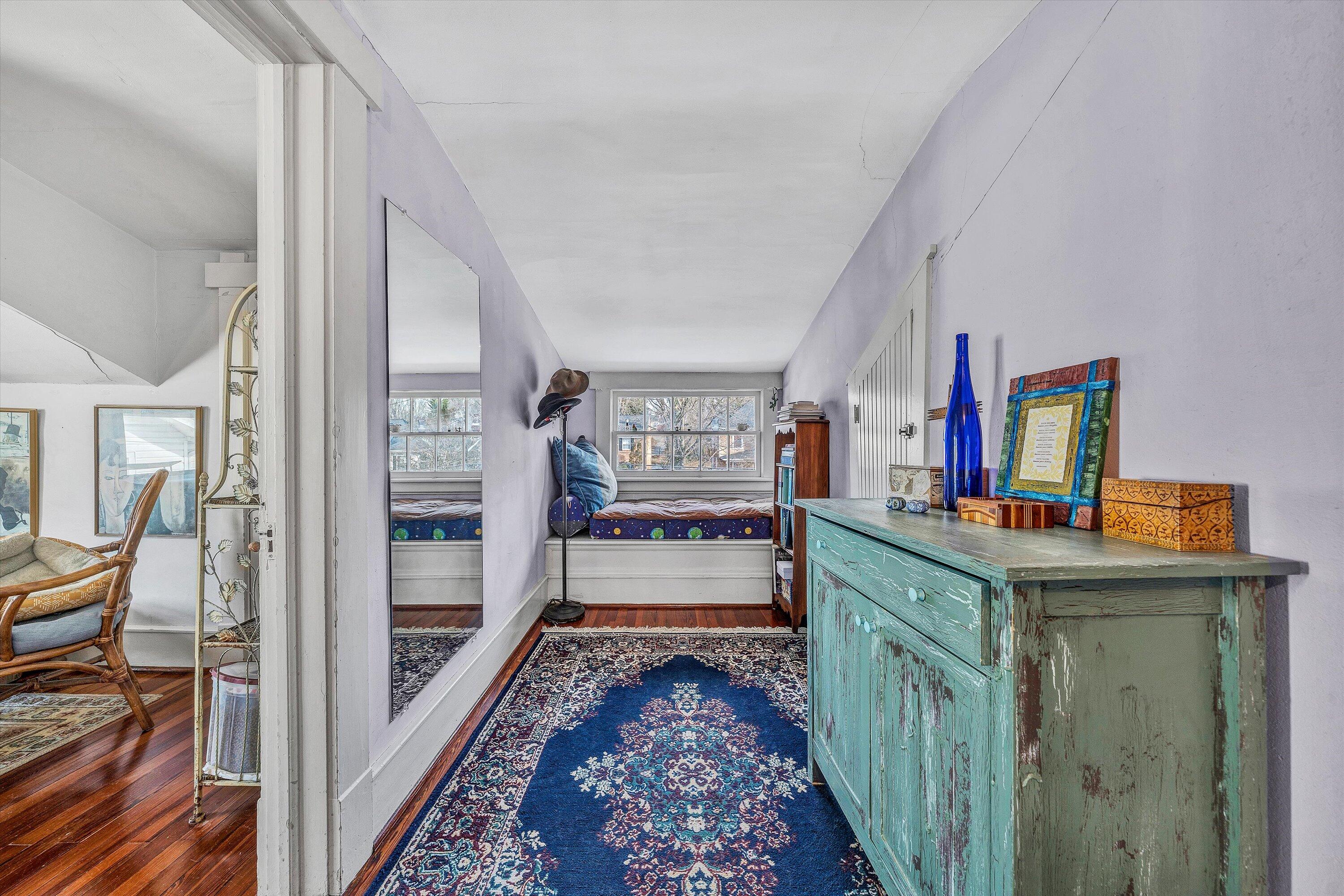 1826 Cambridge AVE SW