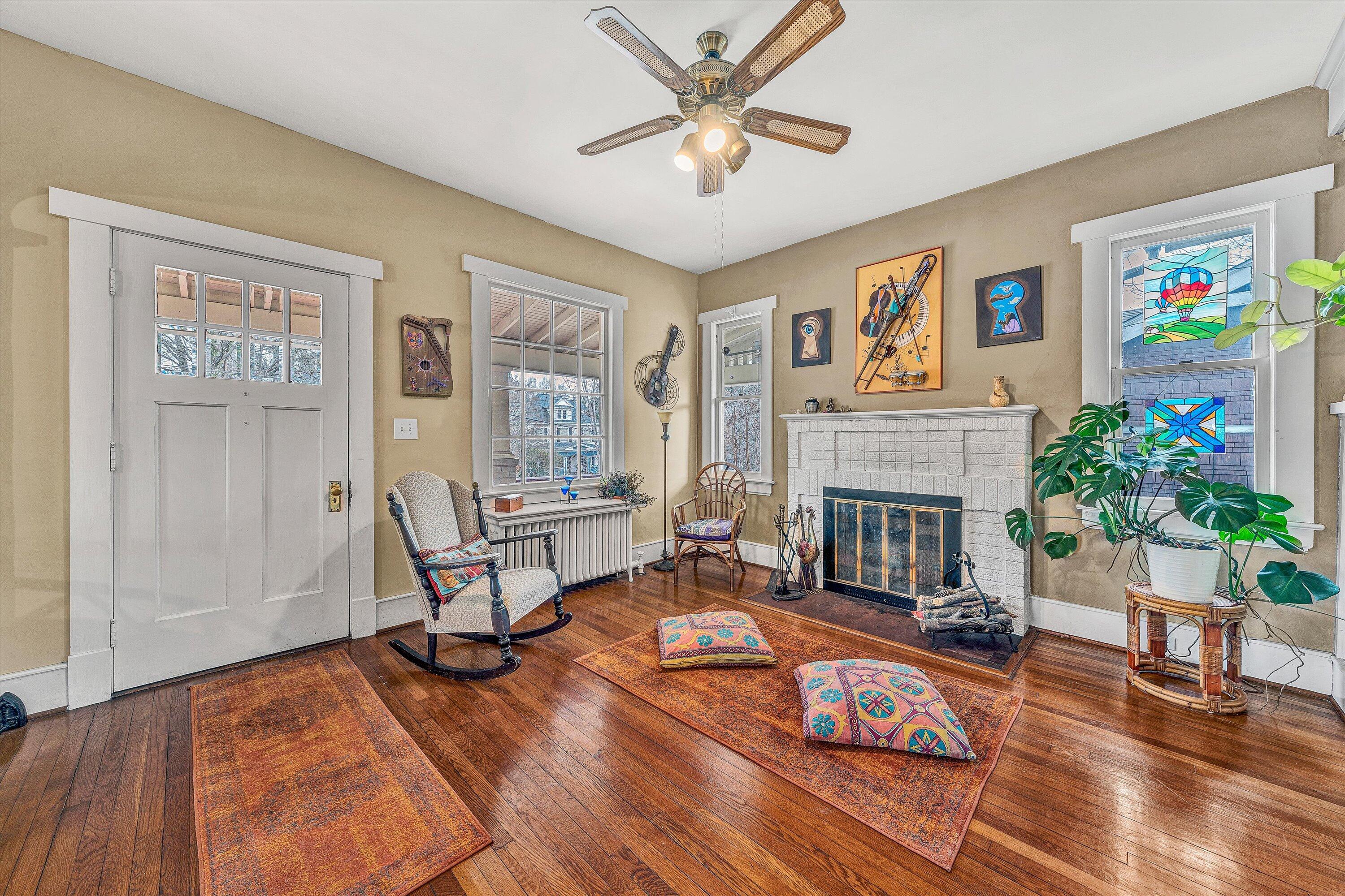 1826 Cambridge AVE SW