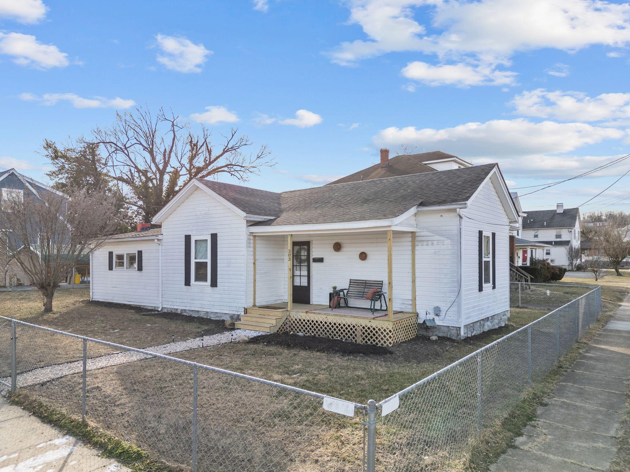 303 E Madison AVE