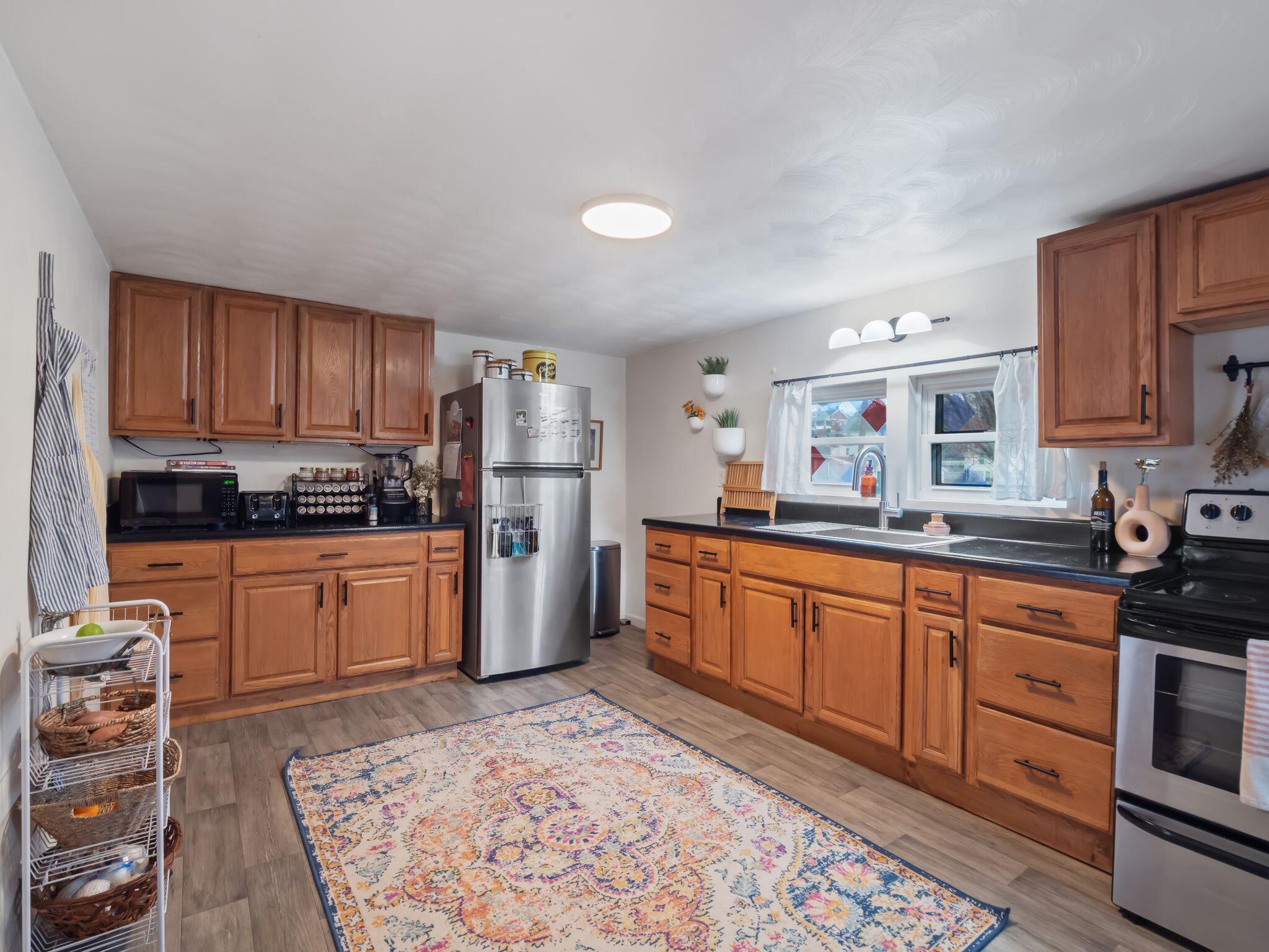 303 E Madison AVE