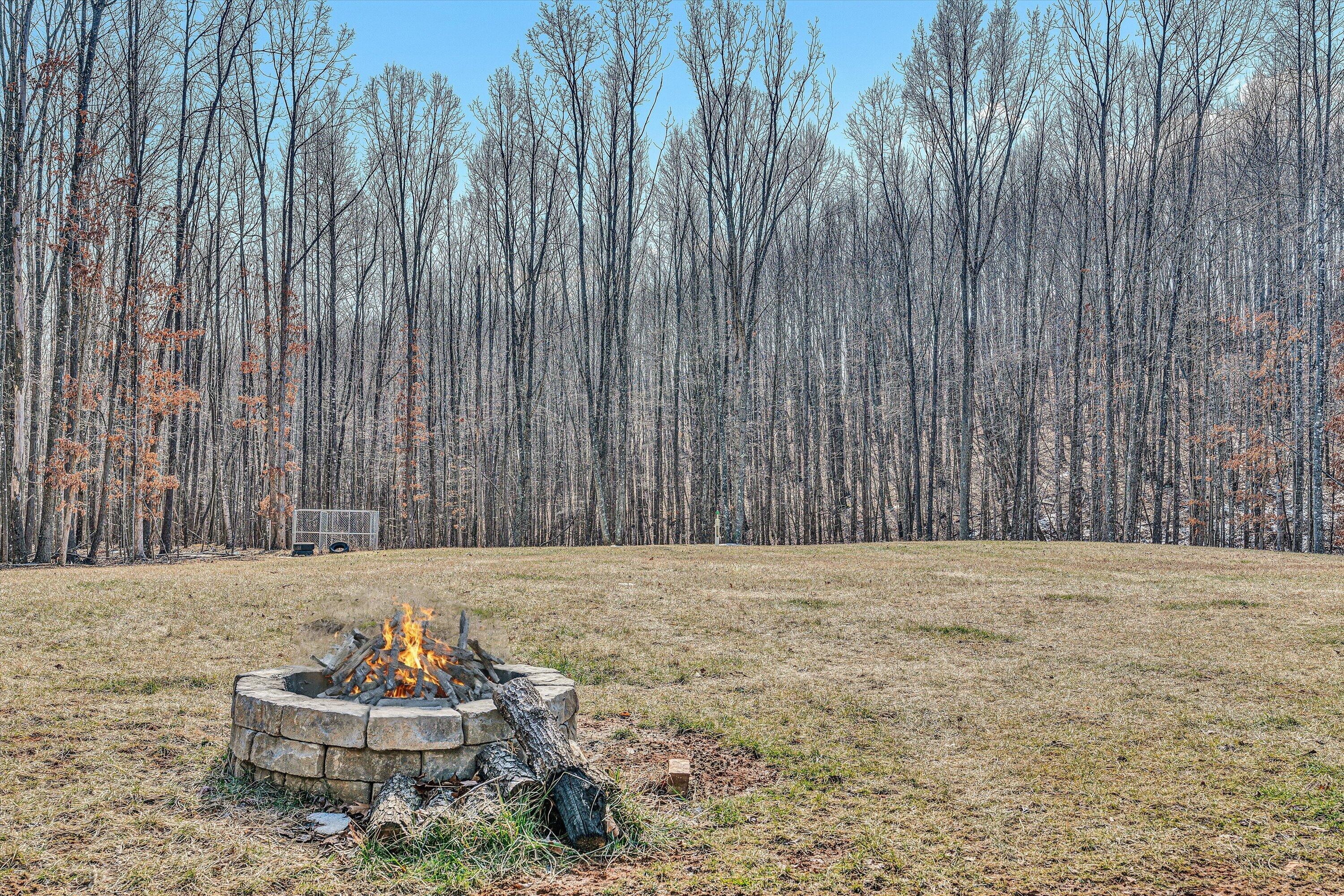 383 W Glade TRL