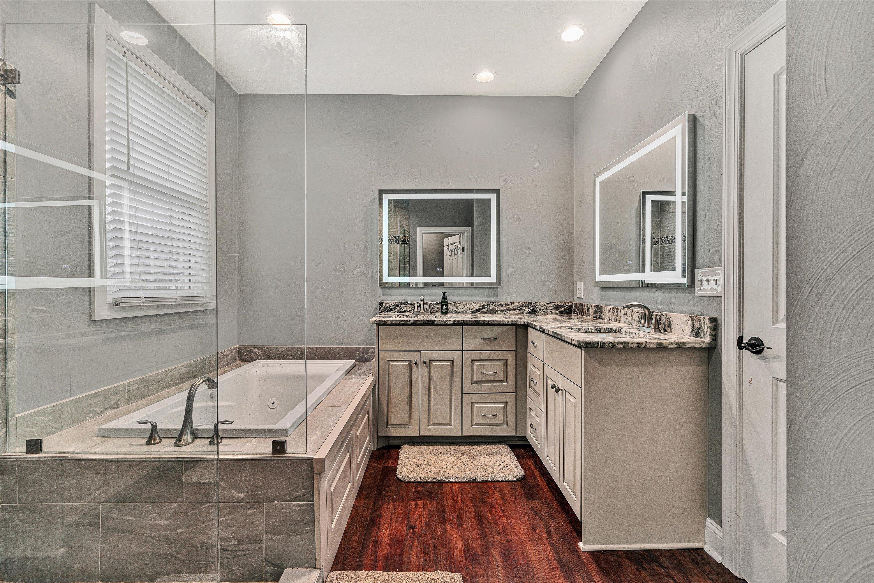 383 W Glade TRL