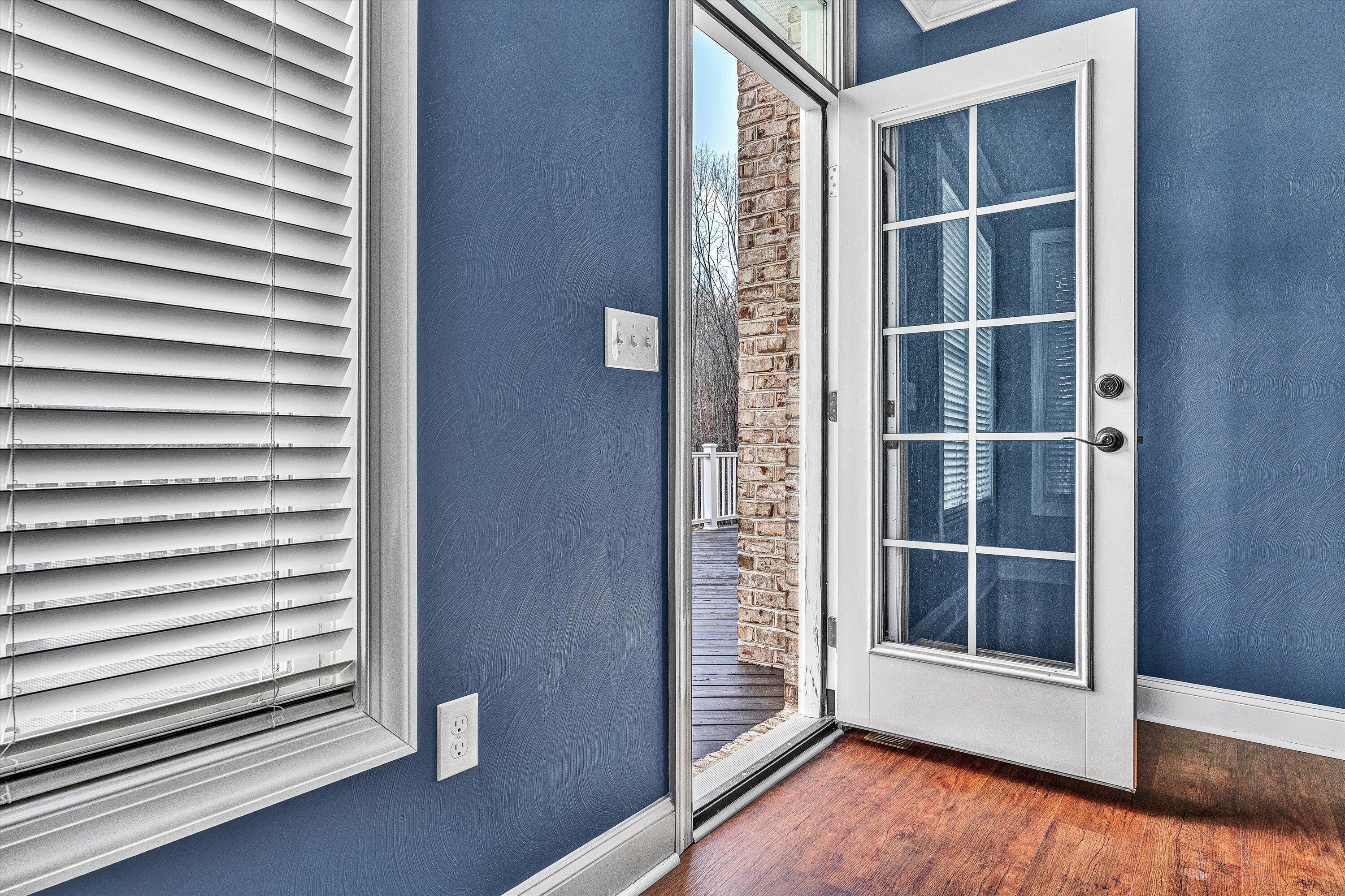383 W Glade TRL