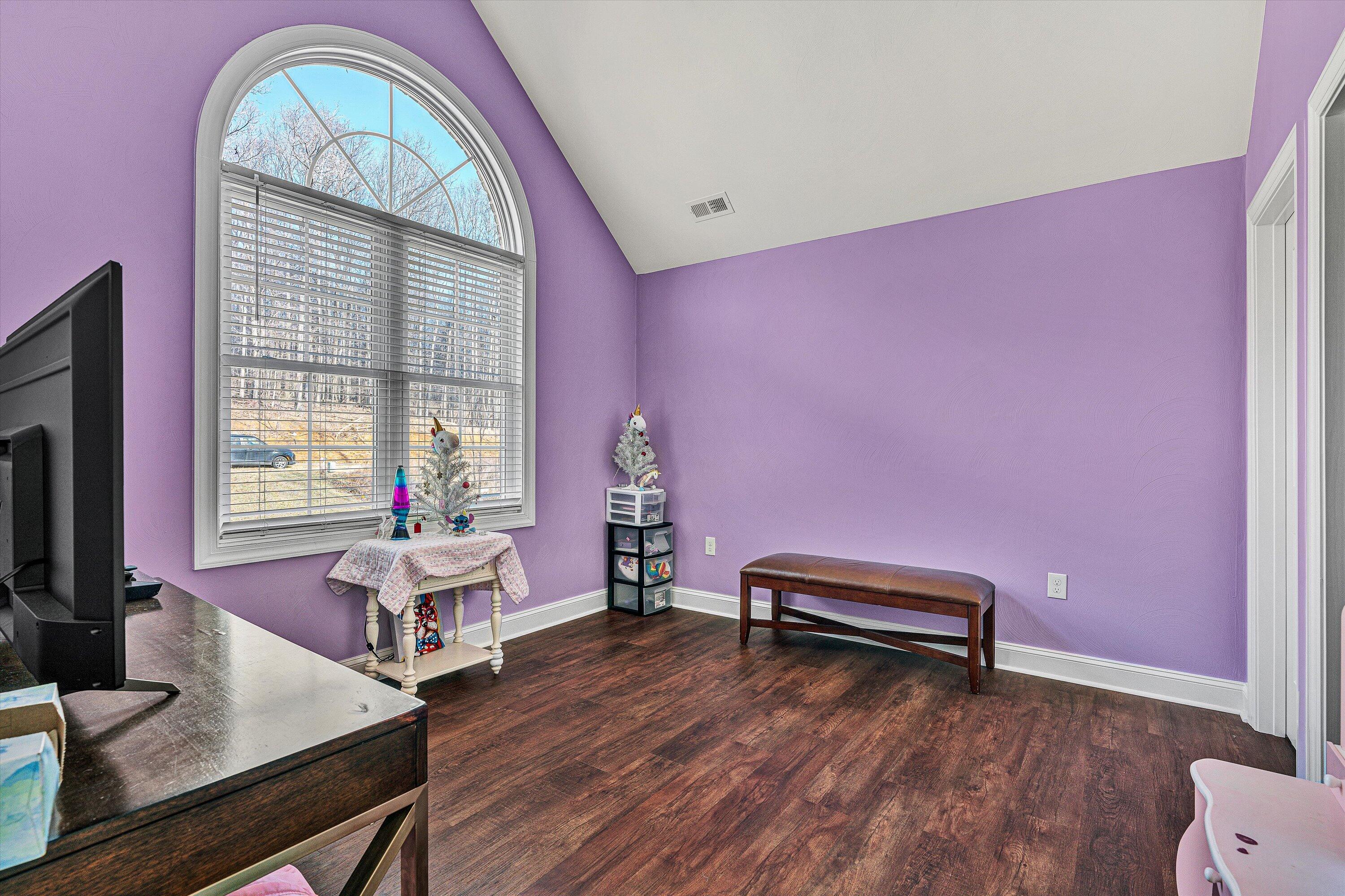 383 W Glade TRL