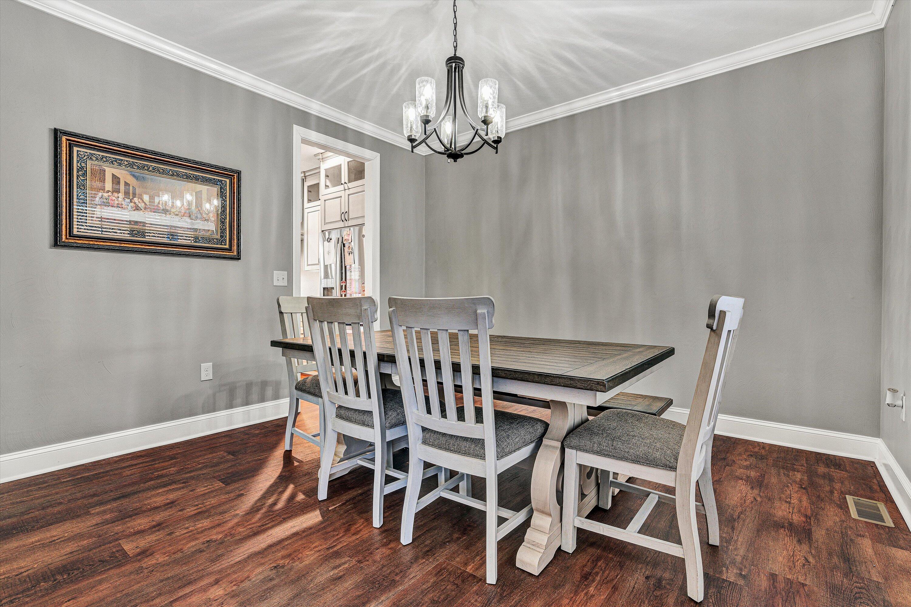 383 W Glade TRL