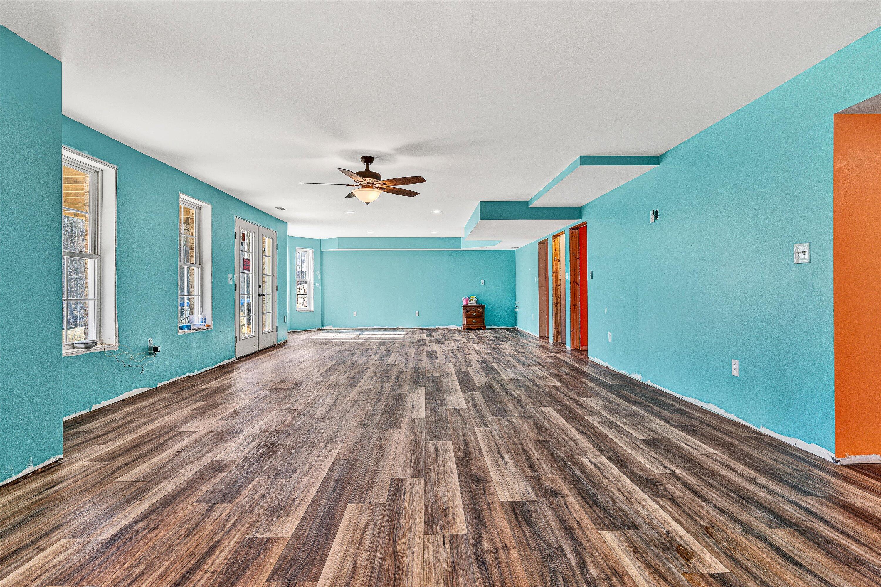 383 W Glade TRL