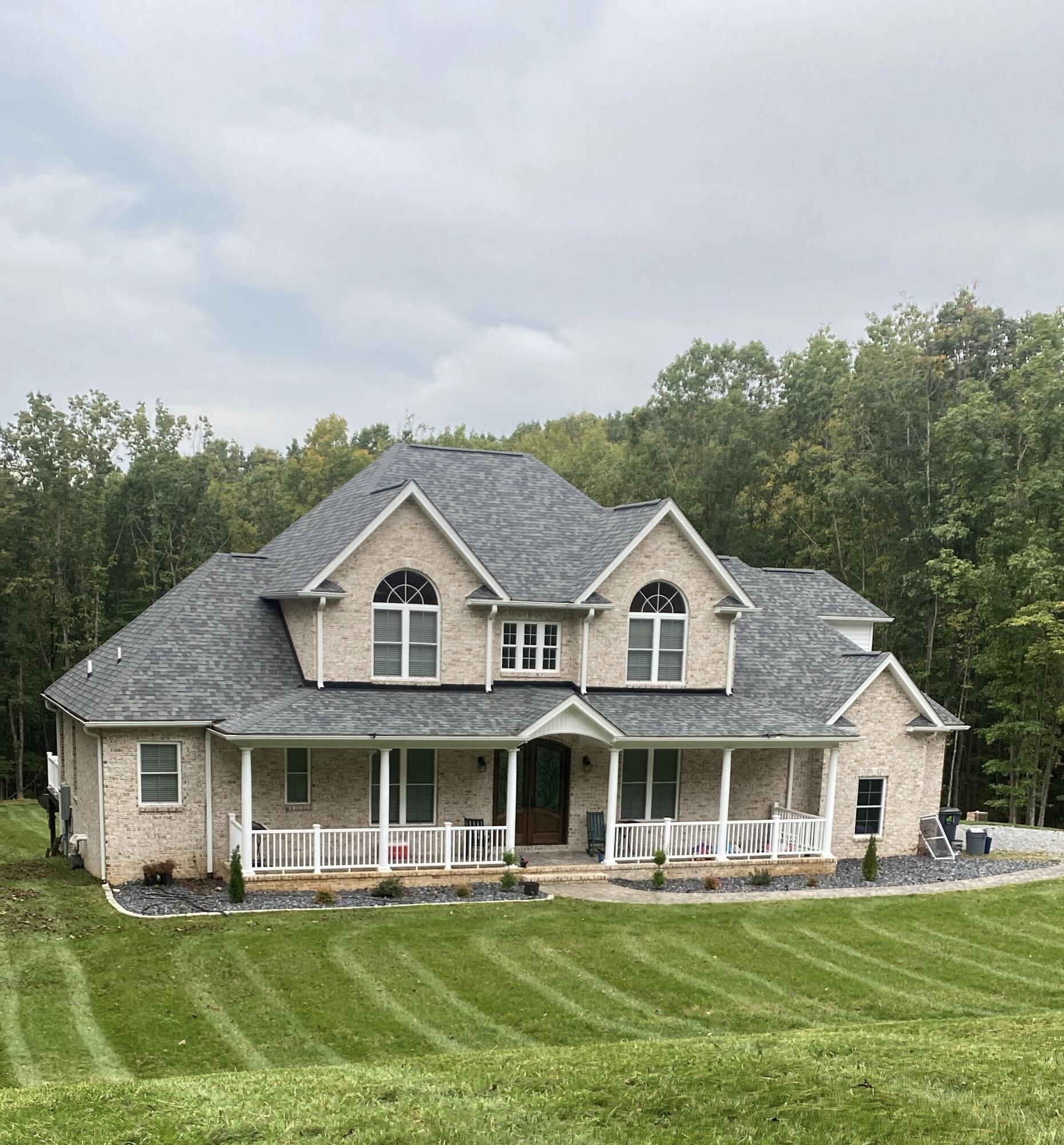 383 W Glade TRL