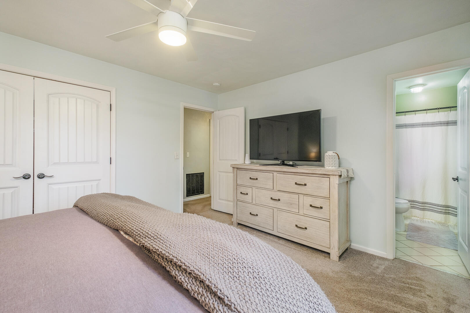 185 Parkview DR