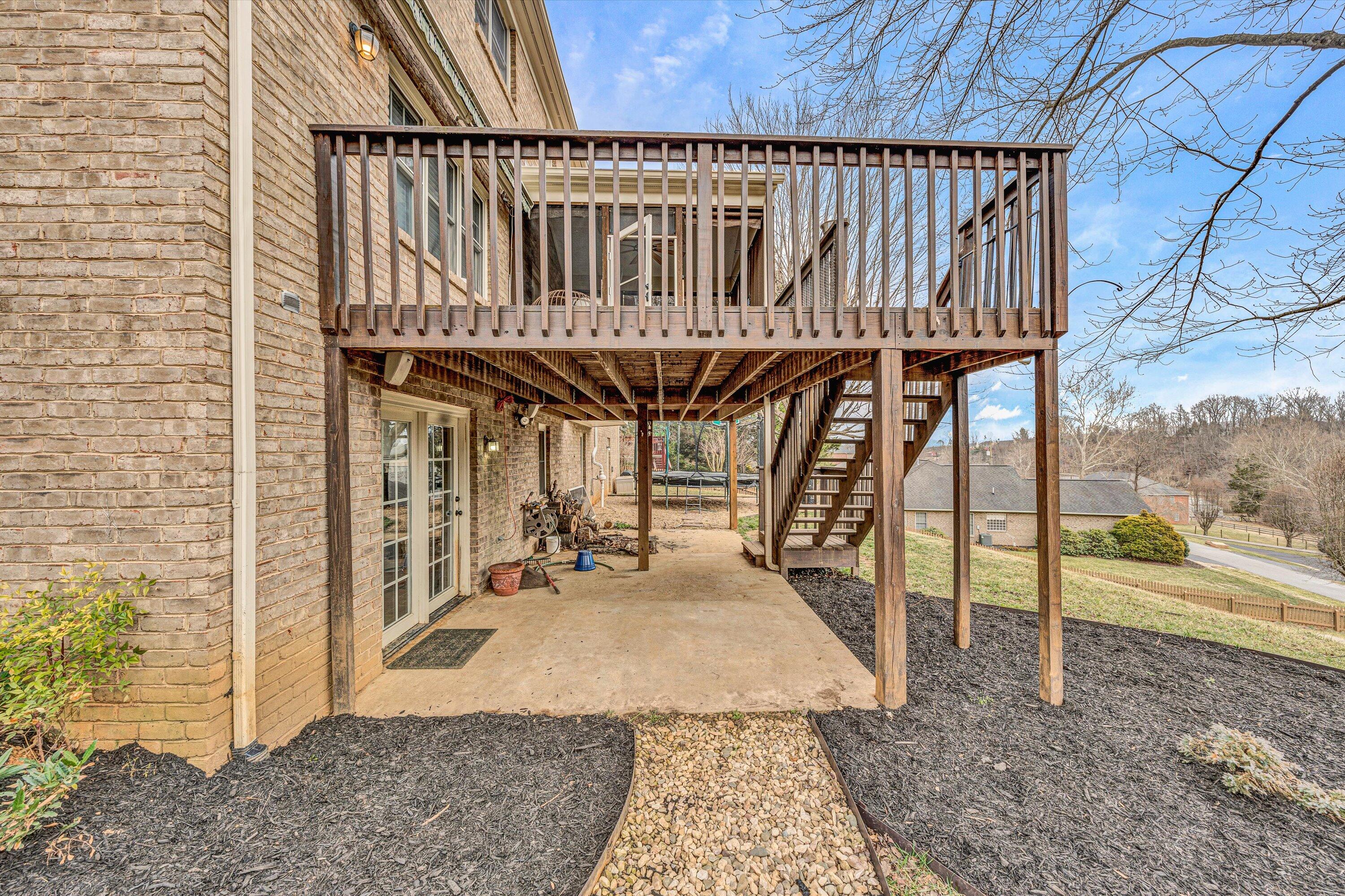 8322 Cardington DR