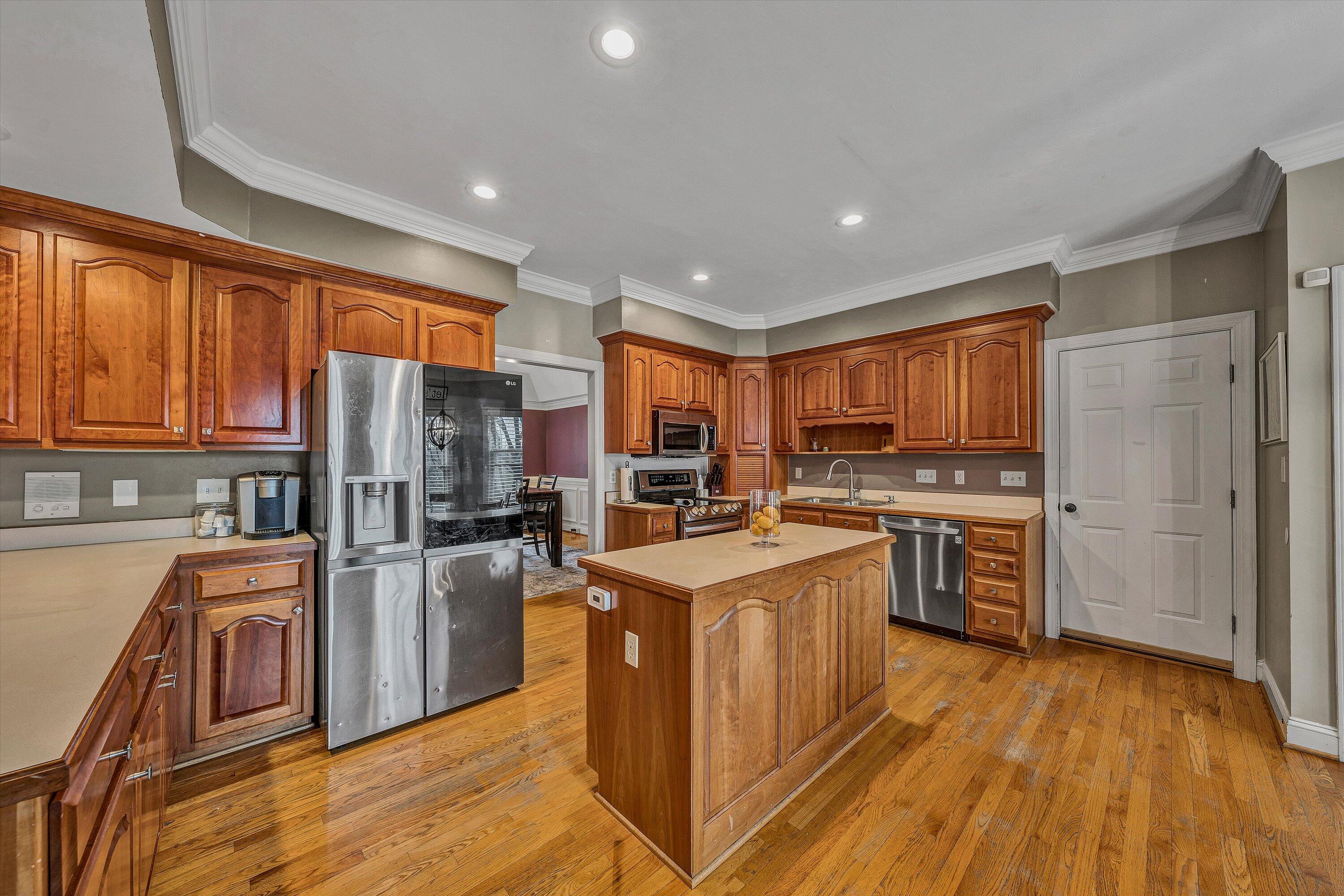8322 Cardington DR