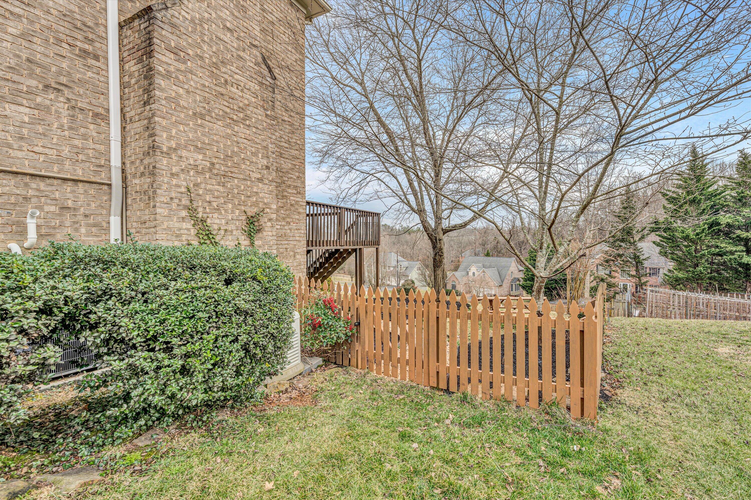 8322 Cardington DR