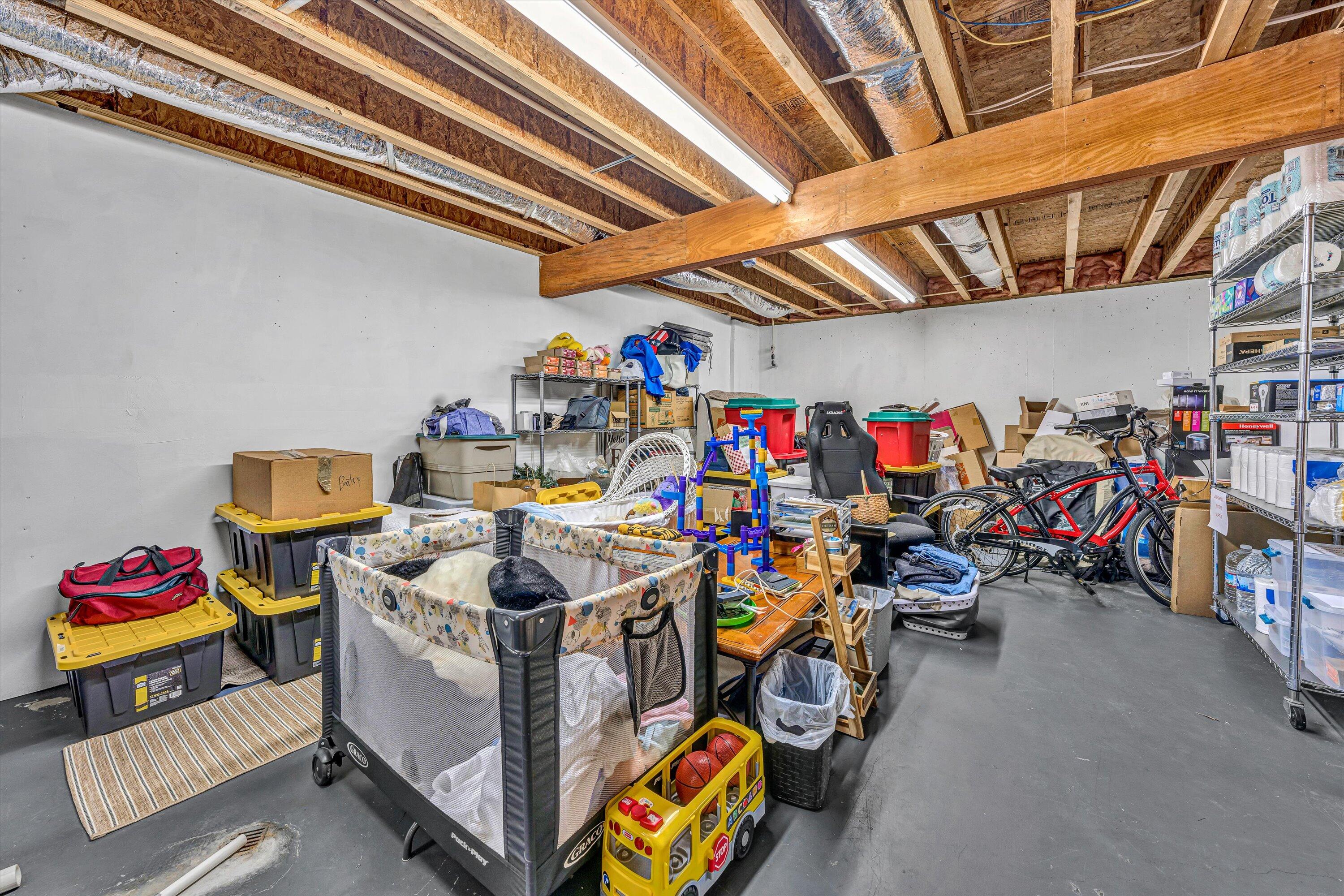 5526 S South Village DR