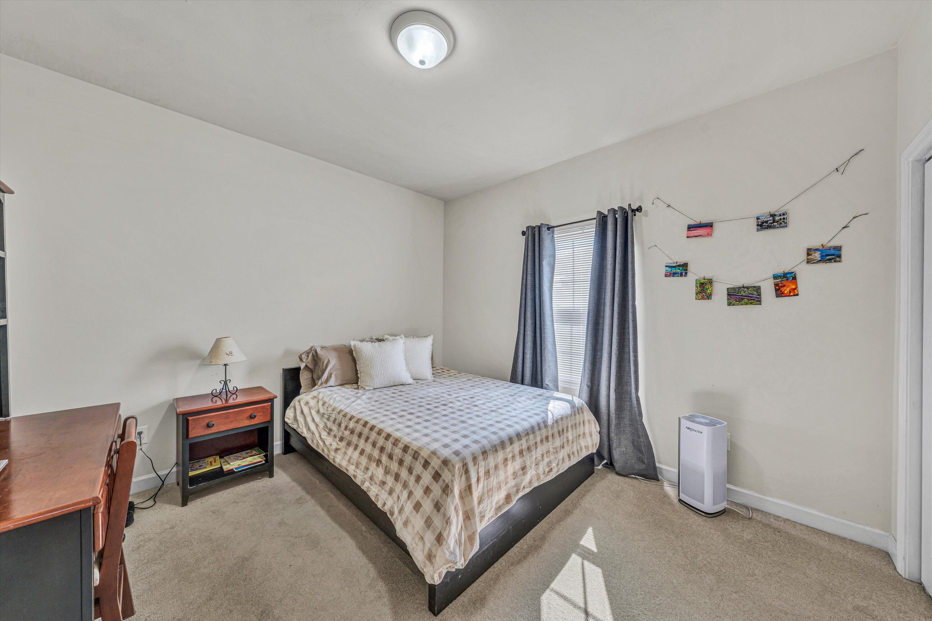 5526 S South Village DR