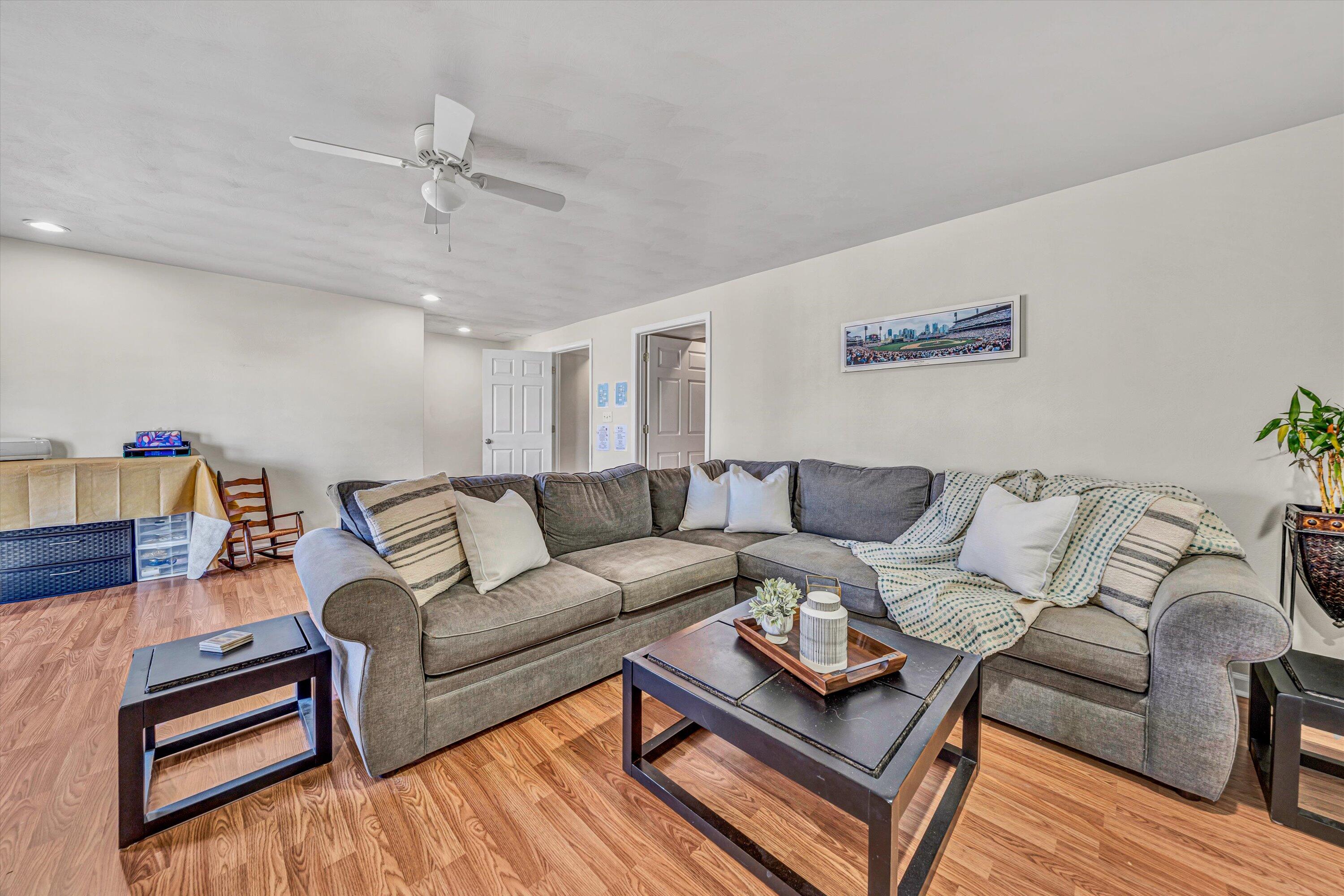 5526 S South Village DR