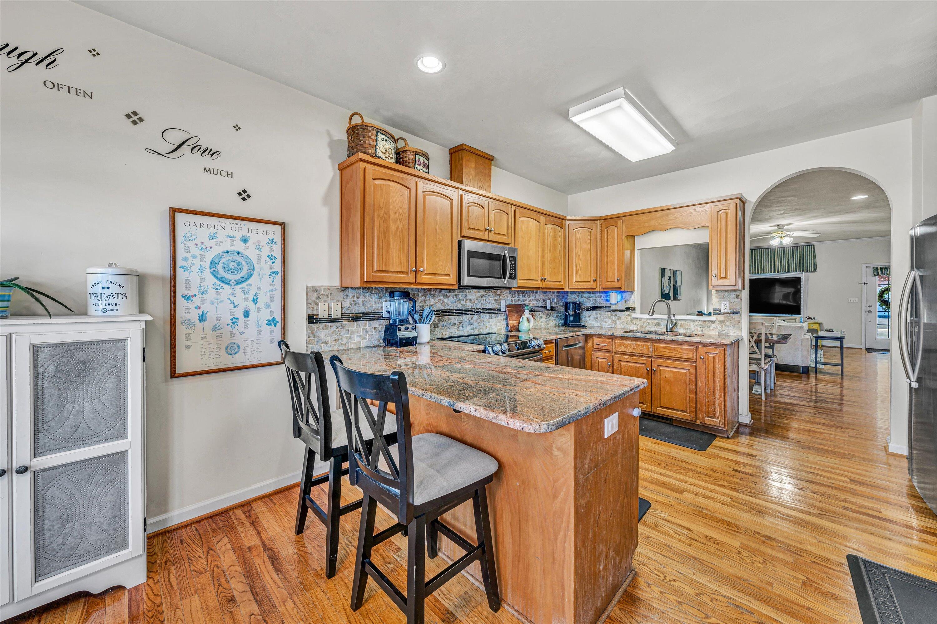 5526 S South Village DR