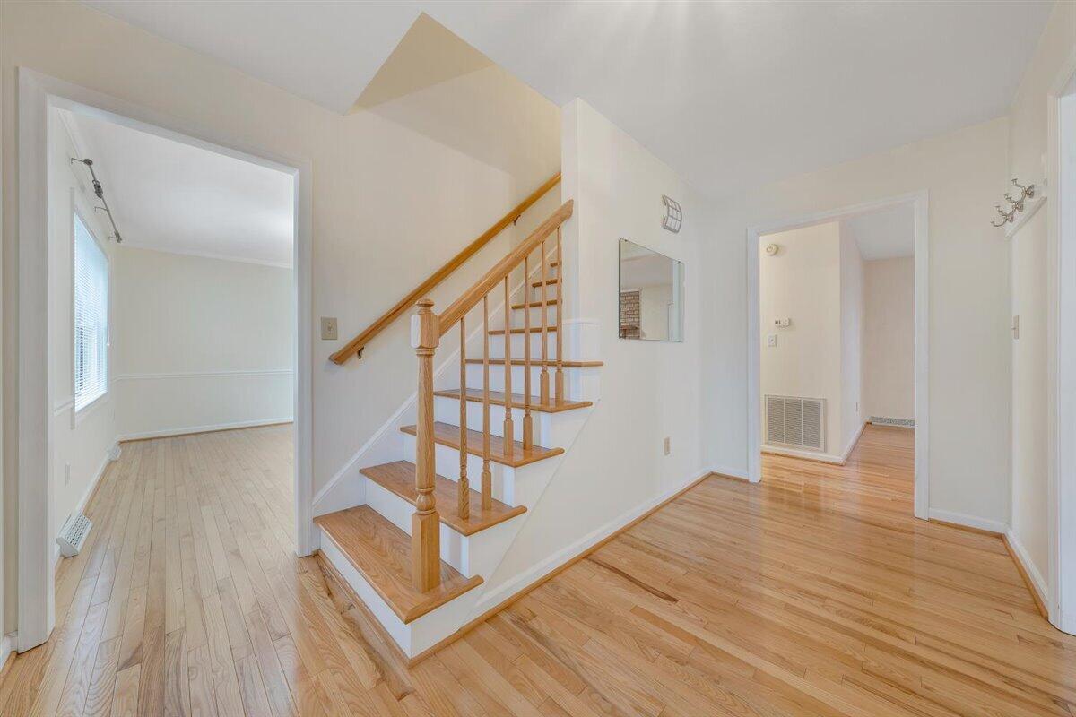 4935 Huntridge RD