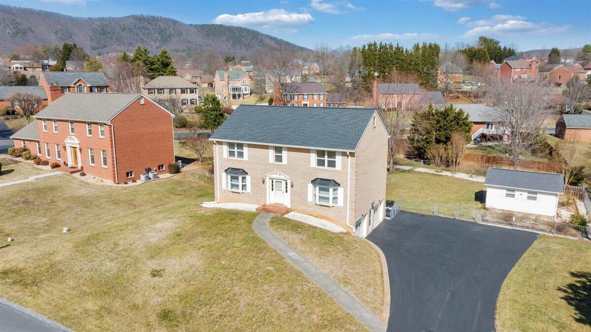 4935 Huntridge RD