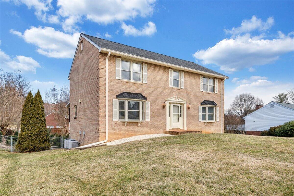 4935 Huntridge RD